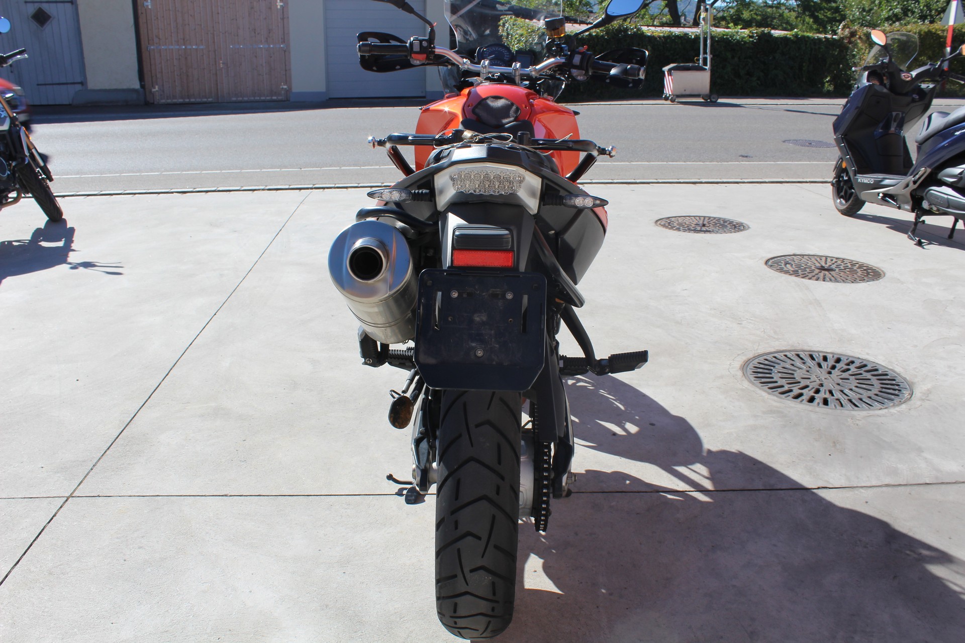 BMW F 650 GS ABS (safetyedition)-image-3