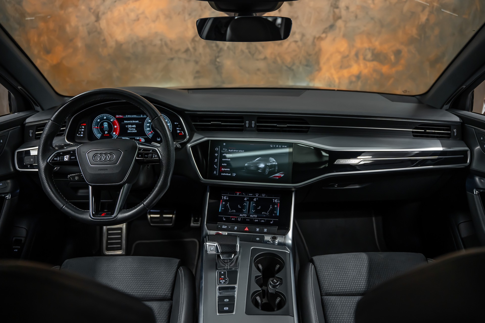 AUDI S6 Avant 3.0 TDI quattro tiptronic *Matrix*Panorama*Fahrassistenz*-image-15