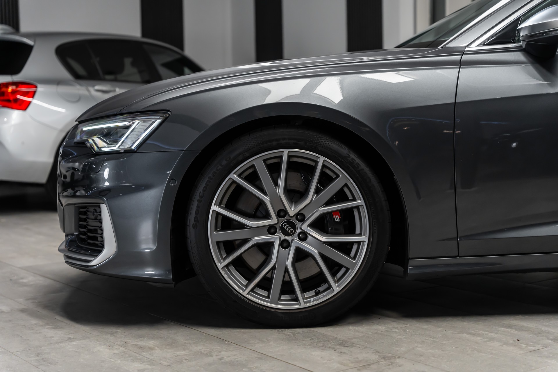 AUDI S6 Avant 3.0 TDI quattro tiptronic *Matrix*Panorama*Fahrassistenz*-image-4