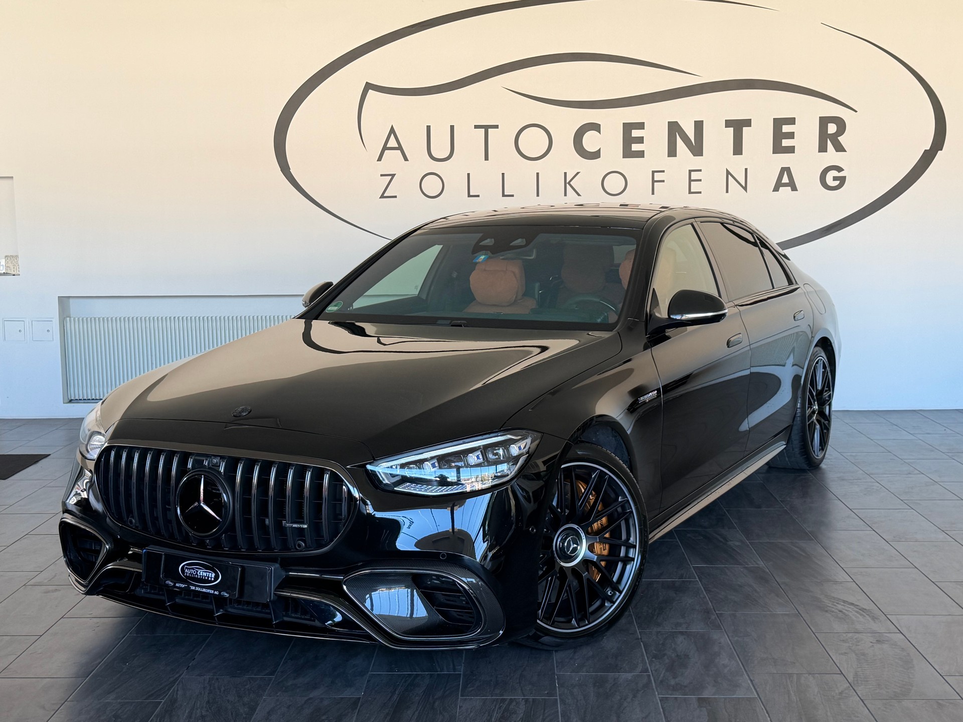 MERCEDES-BENZ E PERFORMANCE