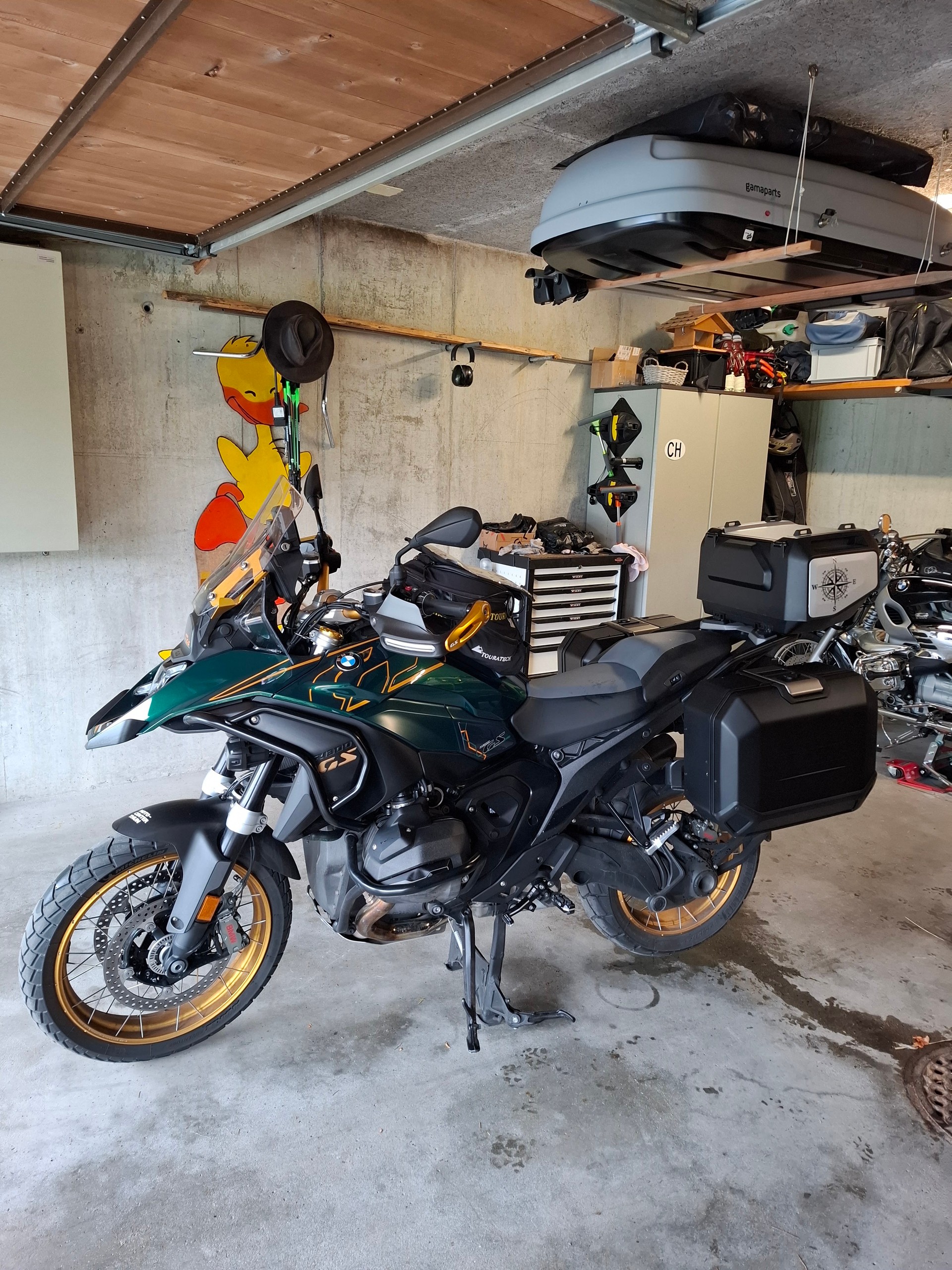 BMW R 1300 GS-image-0