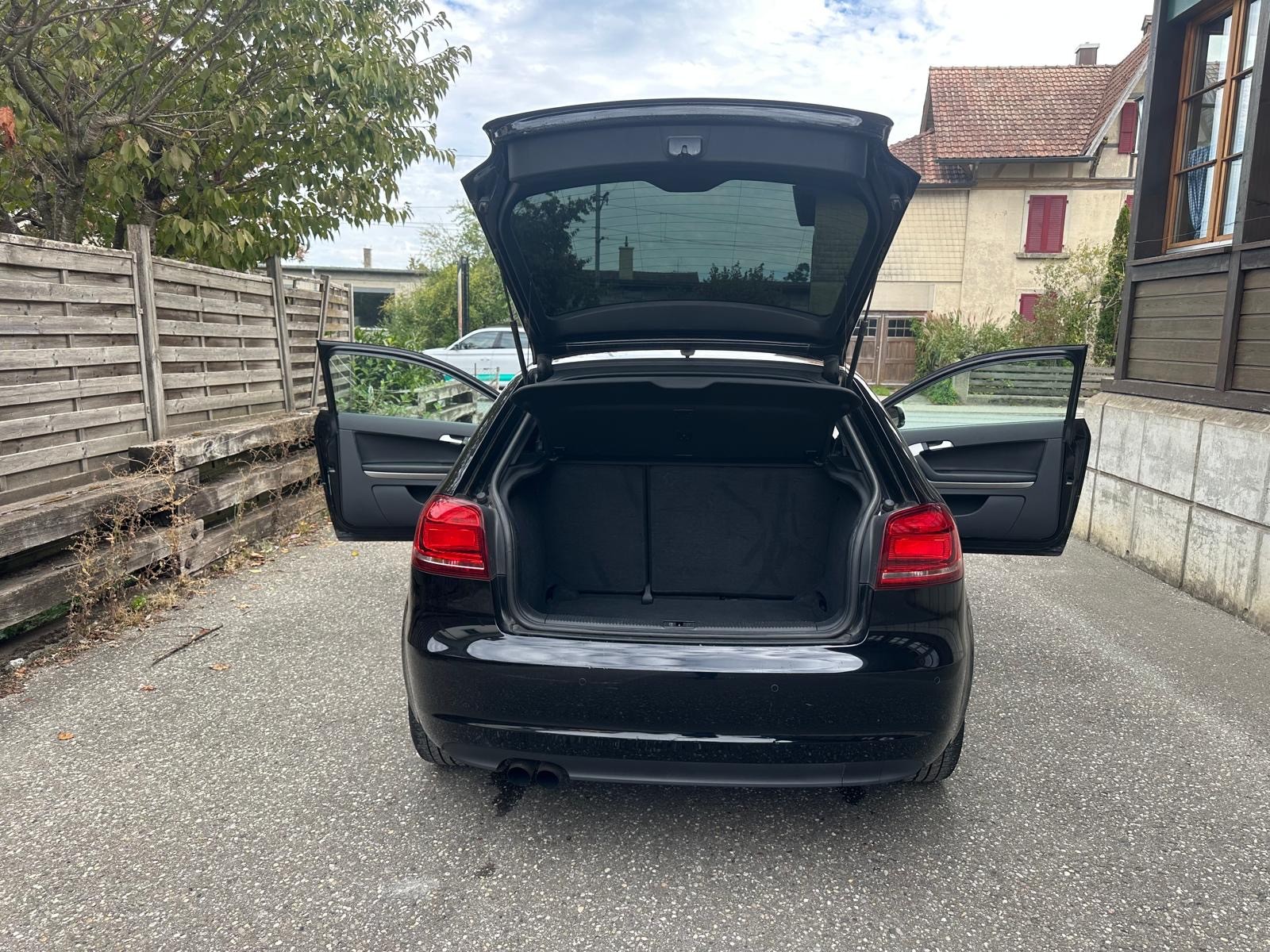 AUDI A3 1.8 TFSI Ambition S-tronic-image-6
