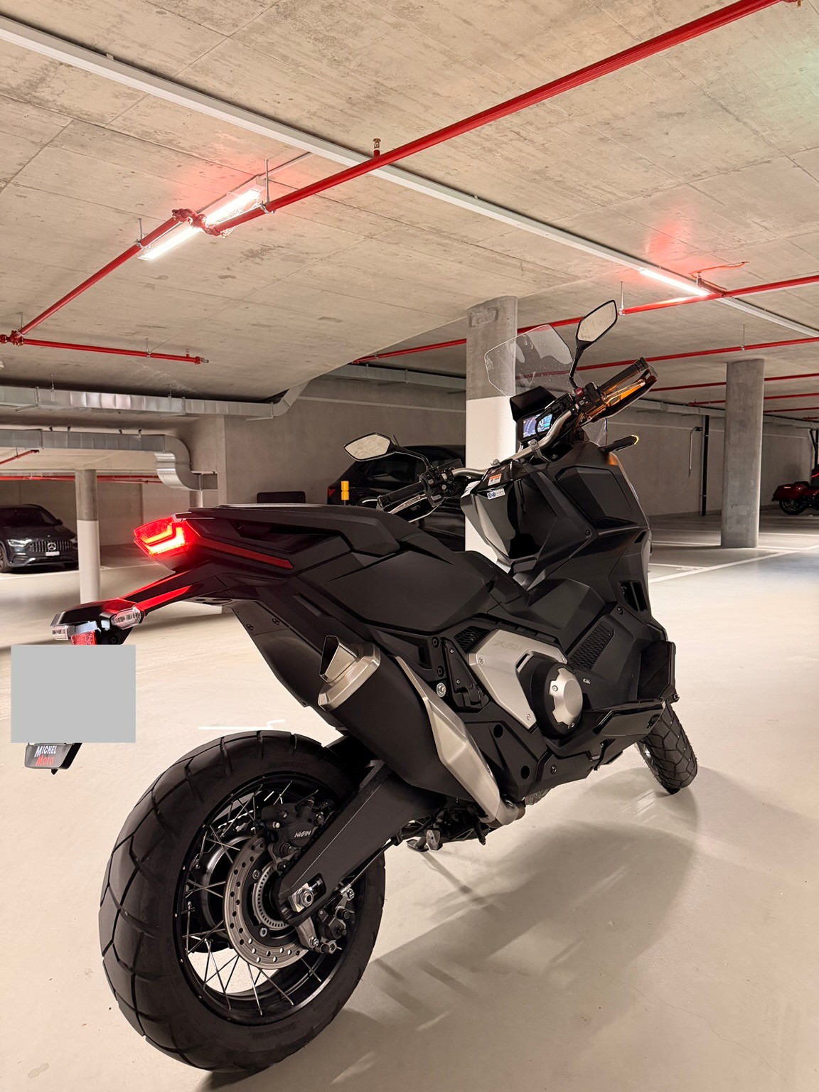 HONDA X-ADV 750-image-3