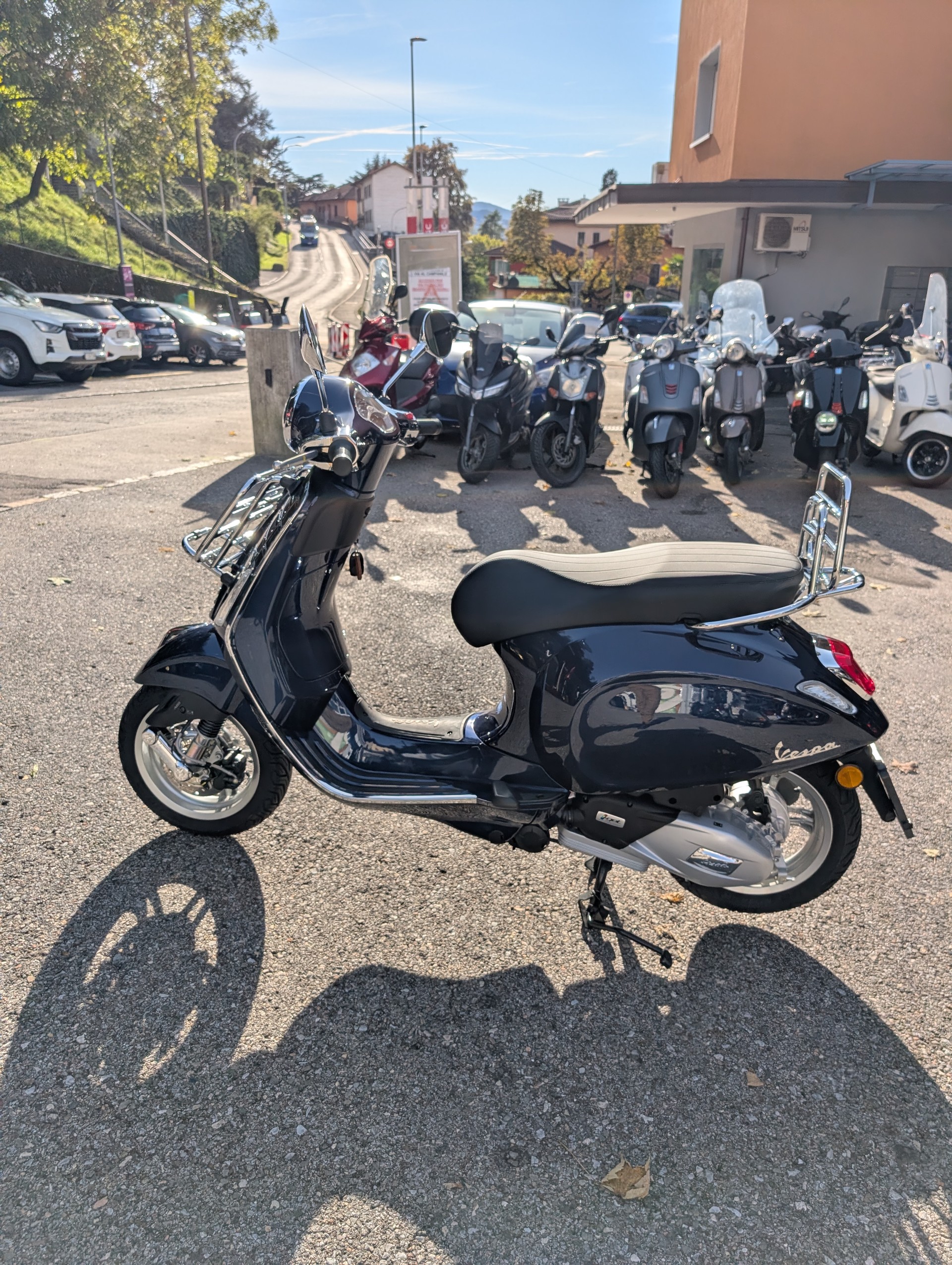 PIAGGIO Vespa 125 Primavera ABS-image-2