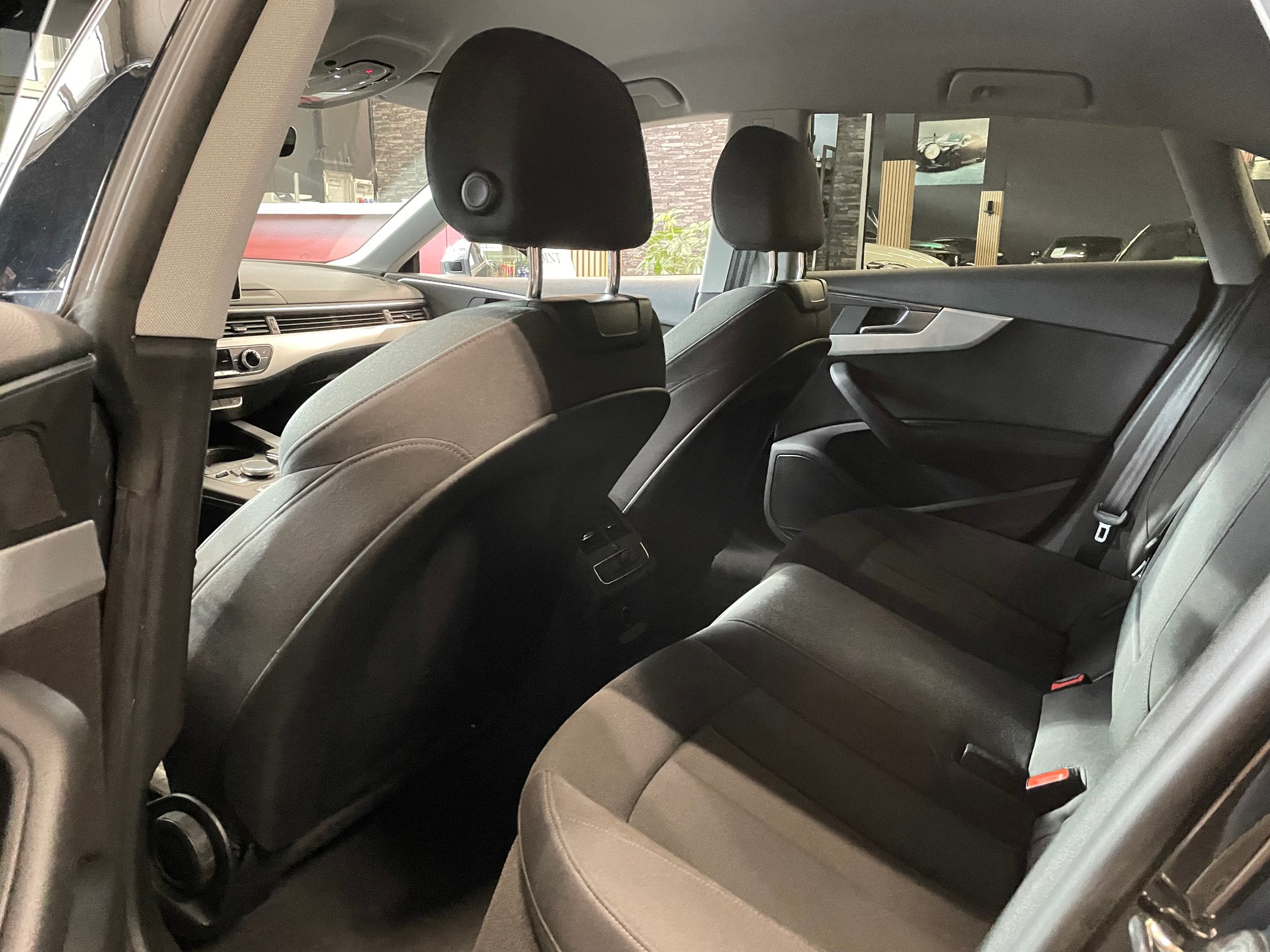 AUDI A5 Sportback 40 TDI Sport S-tronic-image-12