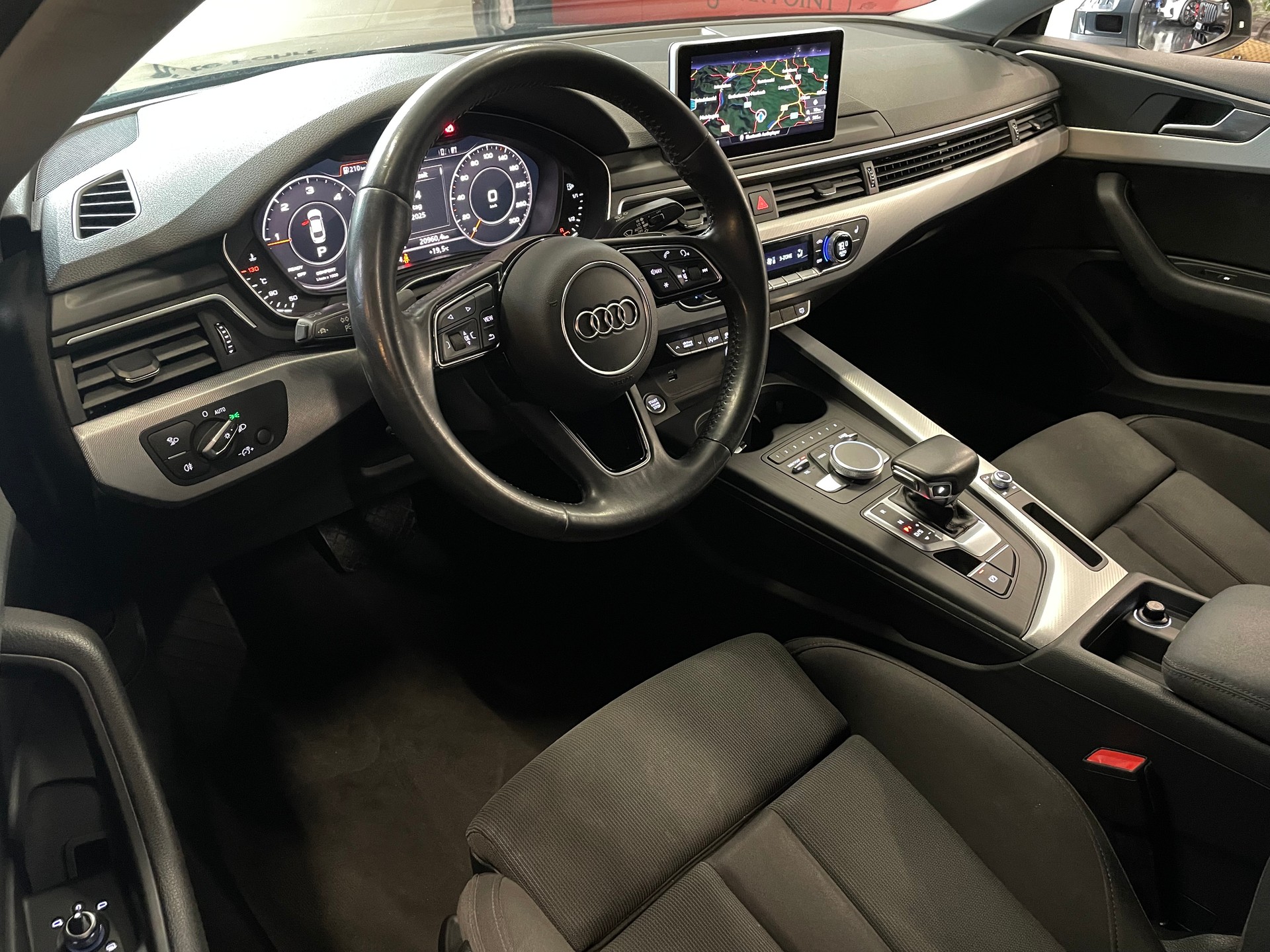 AUDI A5 Sportback 40 TDI Sport S-tronic-image-8