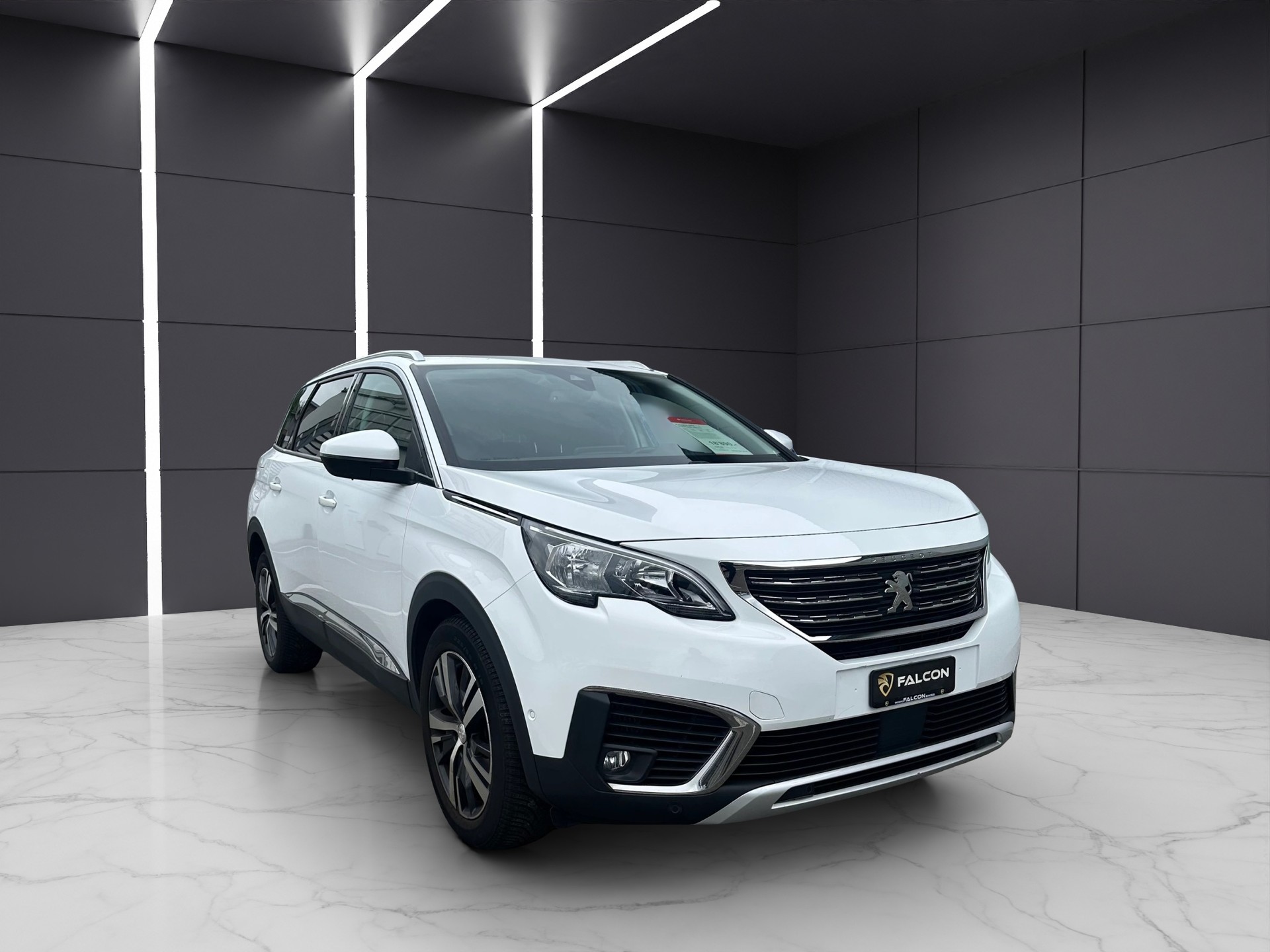 PEUGEOT 5008 1.2 Pure Tech Allure EAT-image-6