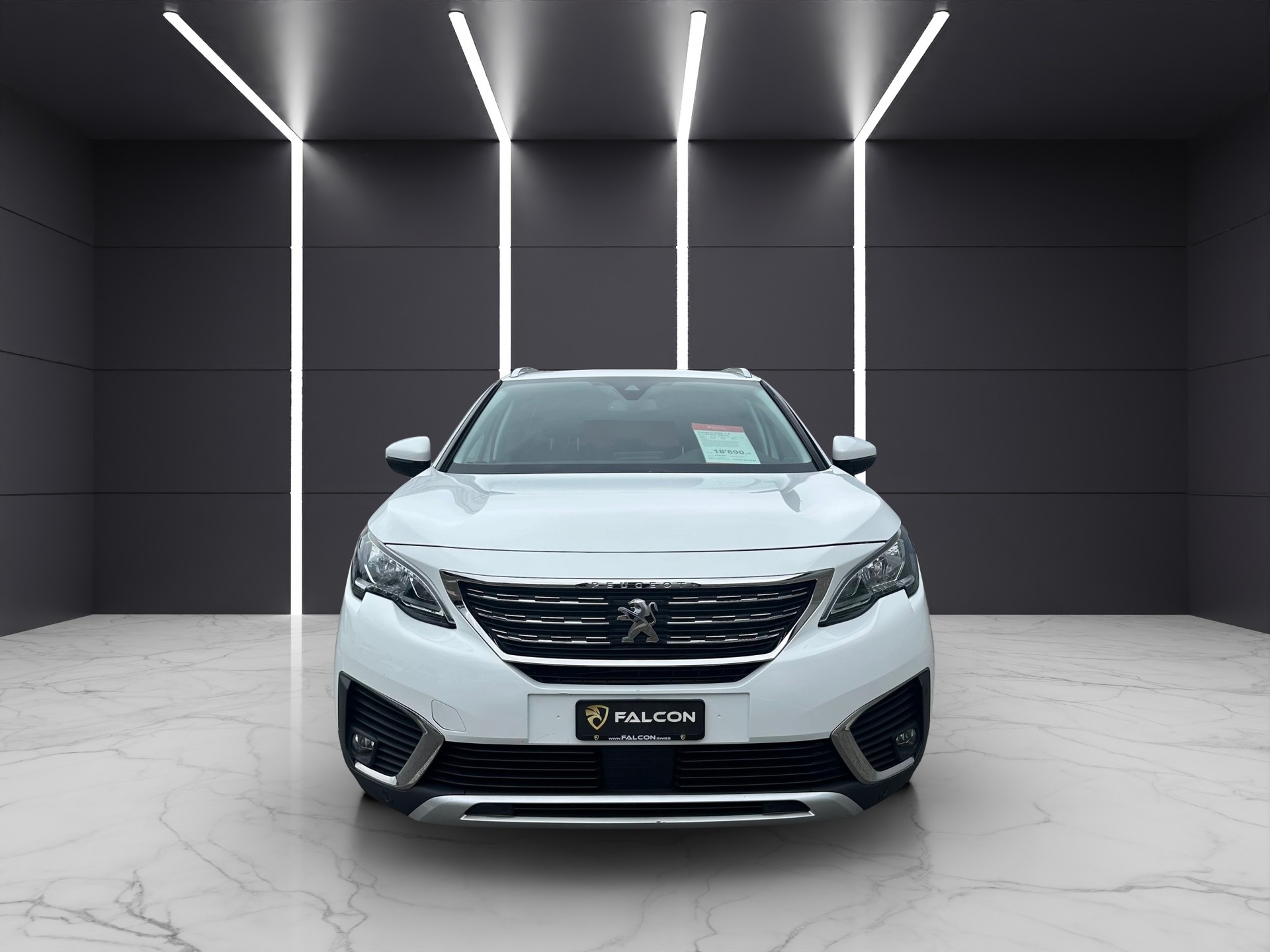 PEUGEOT 5008 1.2 Pure Tech Allure EAT-showroom-element-1