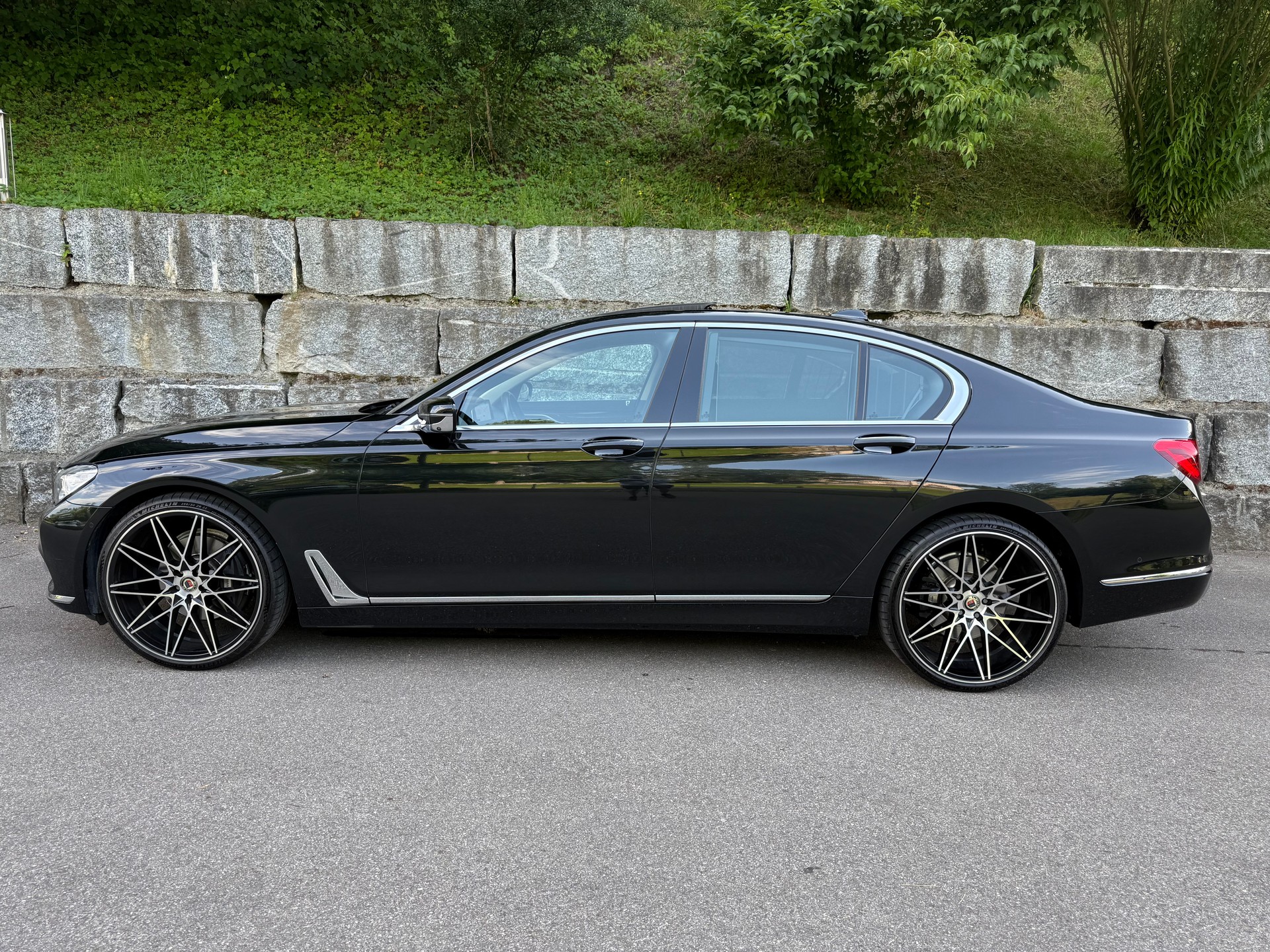 BMW 730d xDrive Steptronic-image-13