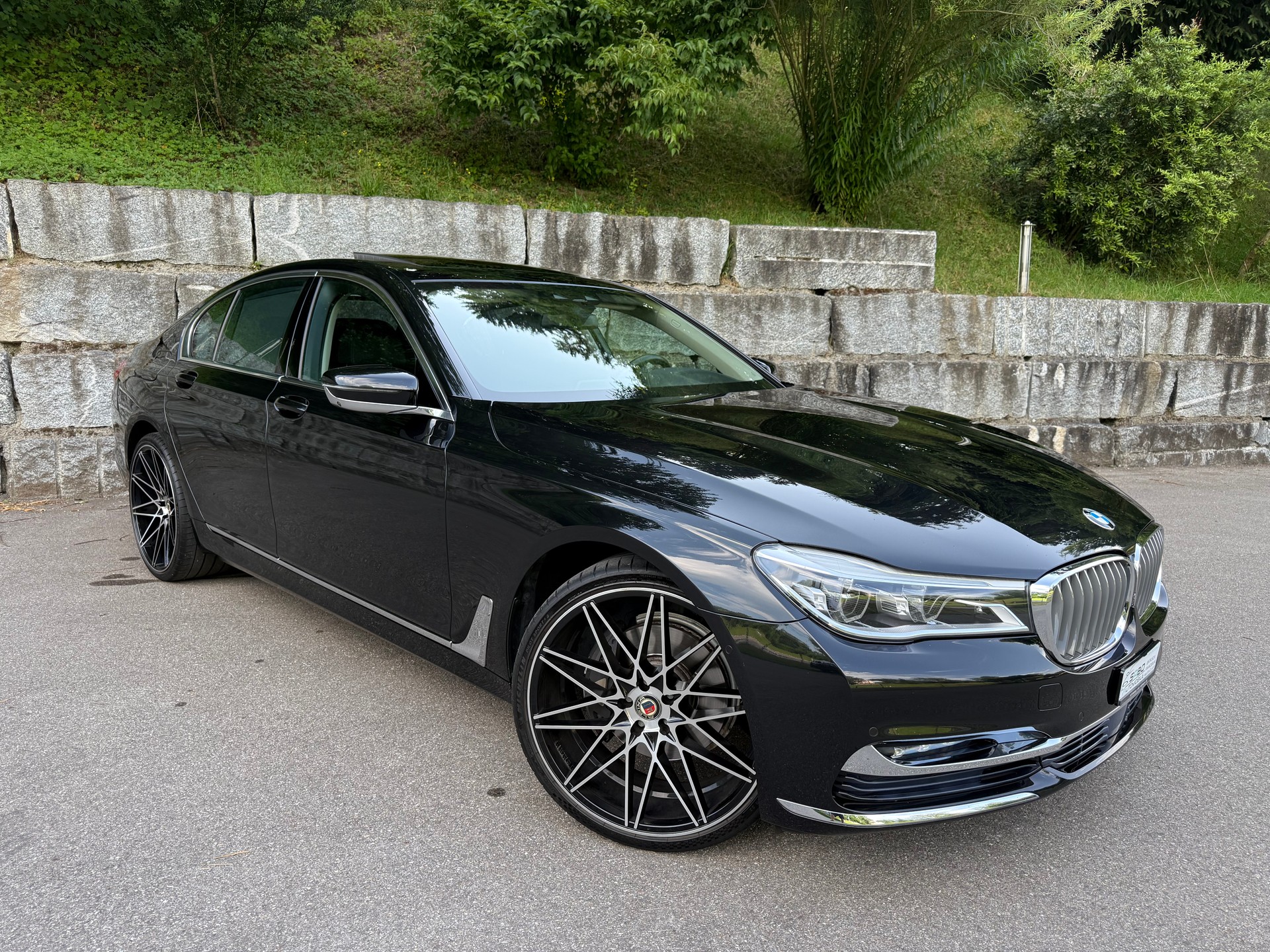 BMW 730d xDrive Steptronic-image-1