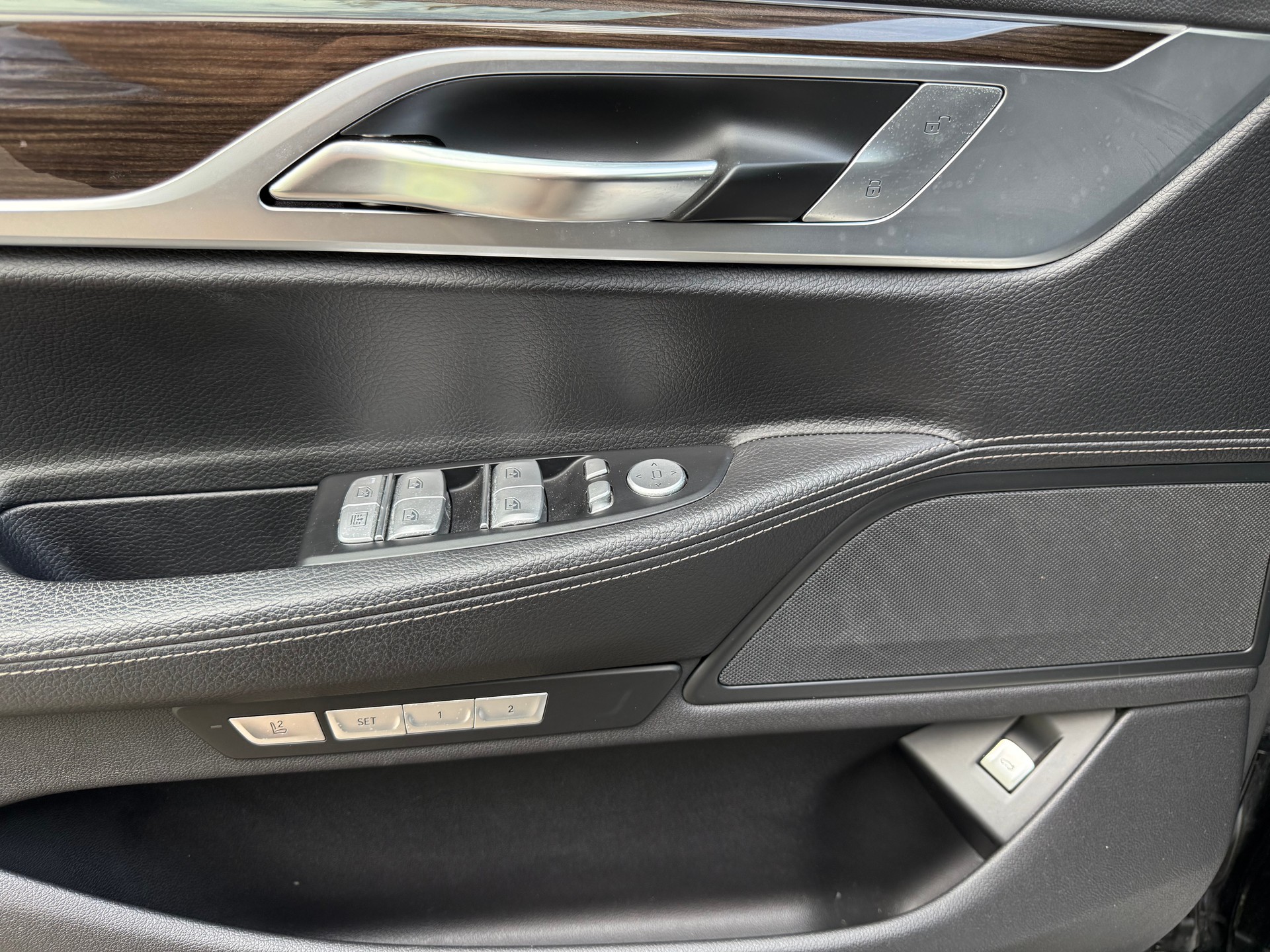 BMW 730d xDrive Steptronic-image-9