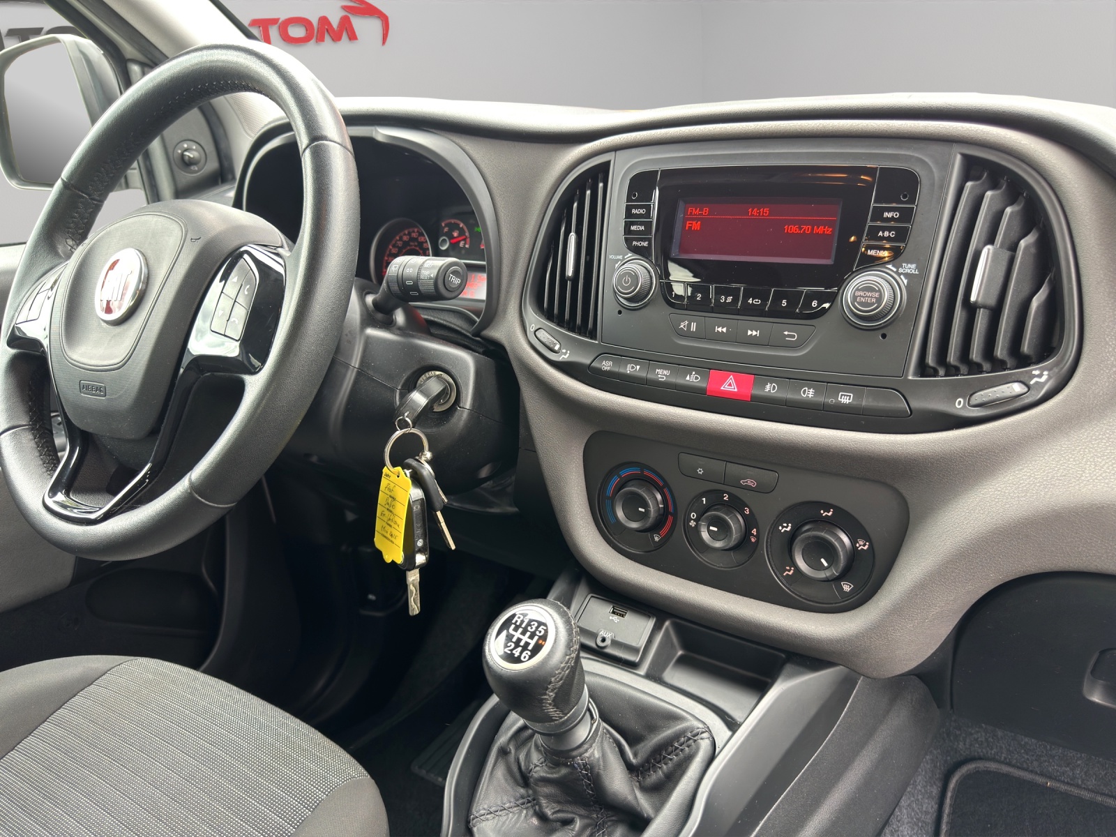 FIAT Doblò 2.0 JTD Emotion-image-15