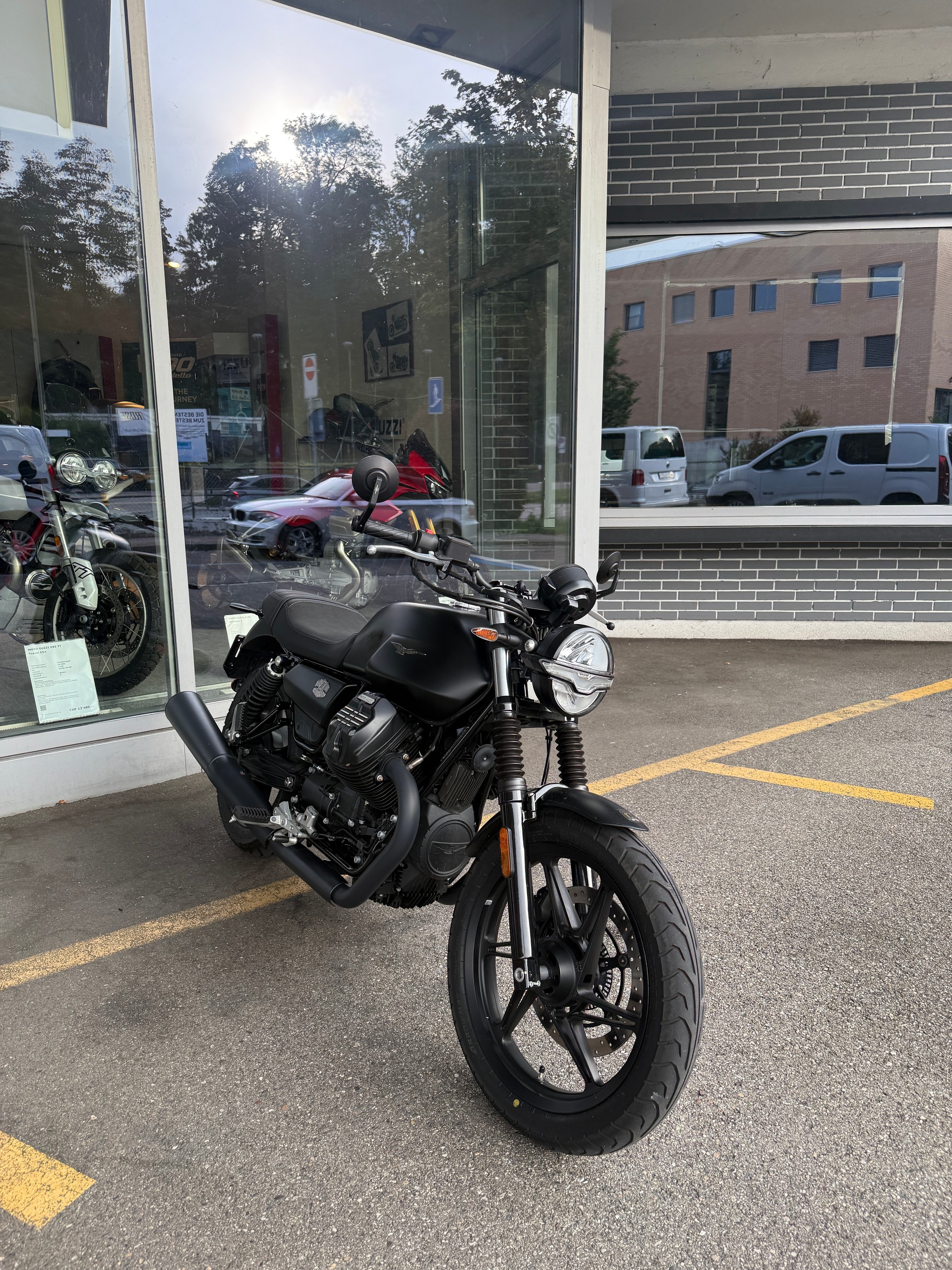 MOTO GUZZI V7 IV 850 Stone-image-5