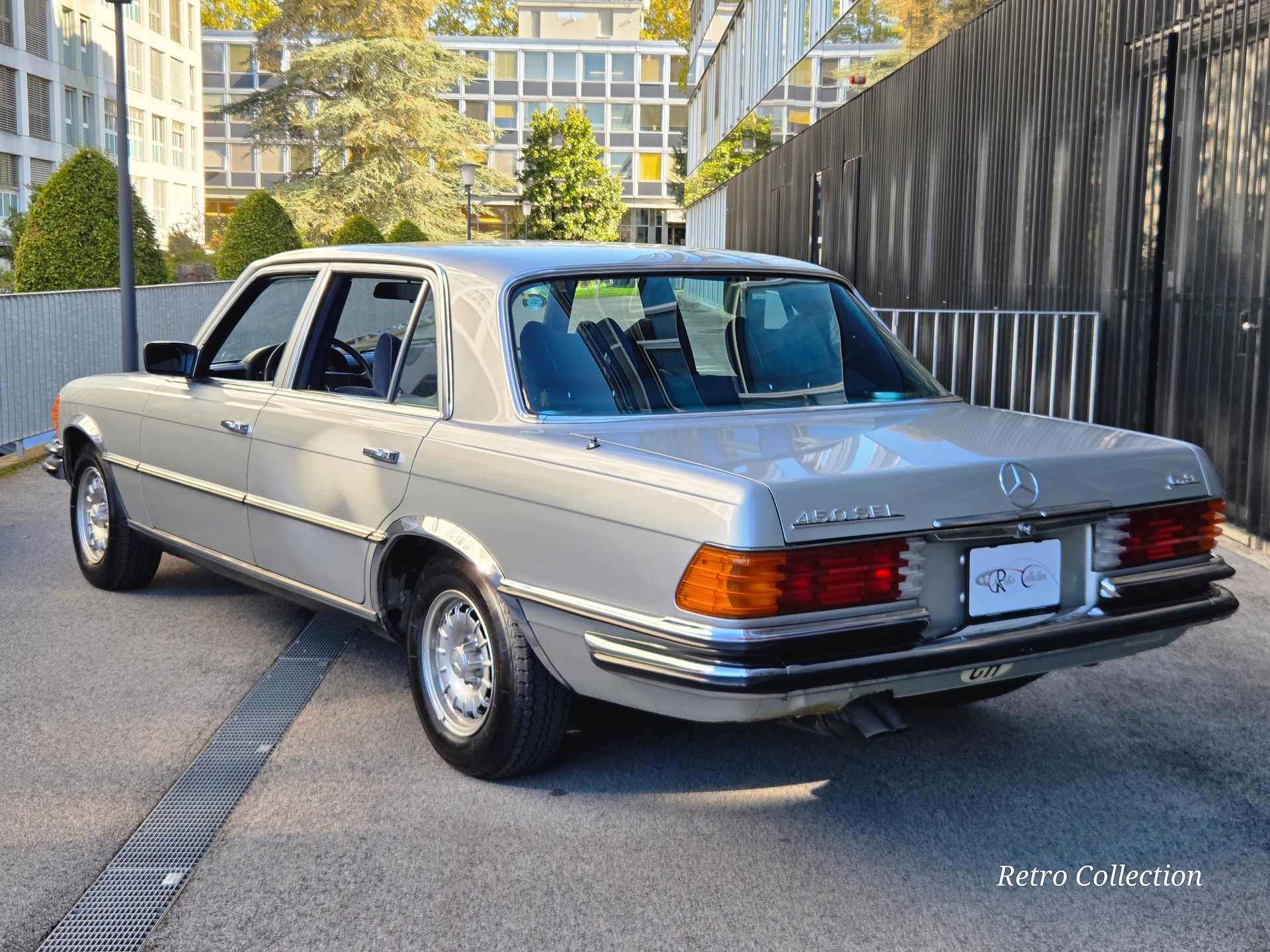 MERCEDES-BENZ 450 SEL 6.9 W116 - voiture CH - superbe état d'origine - 2 propriétaires - expertise vétéran du jour-image-2