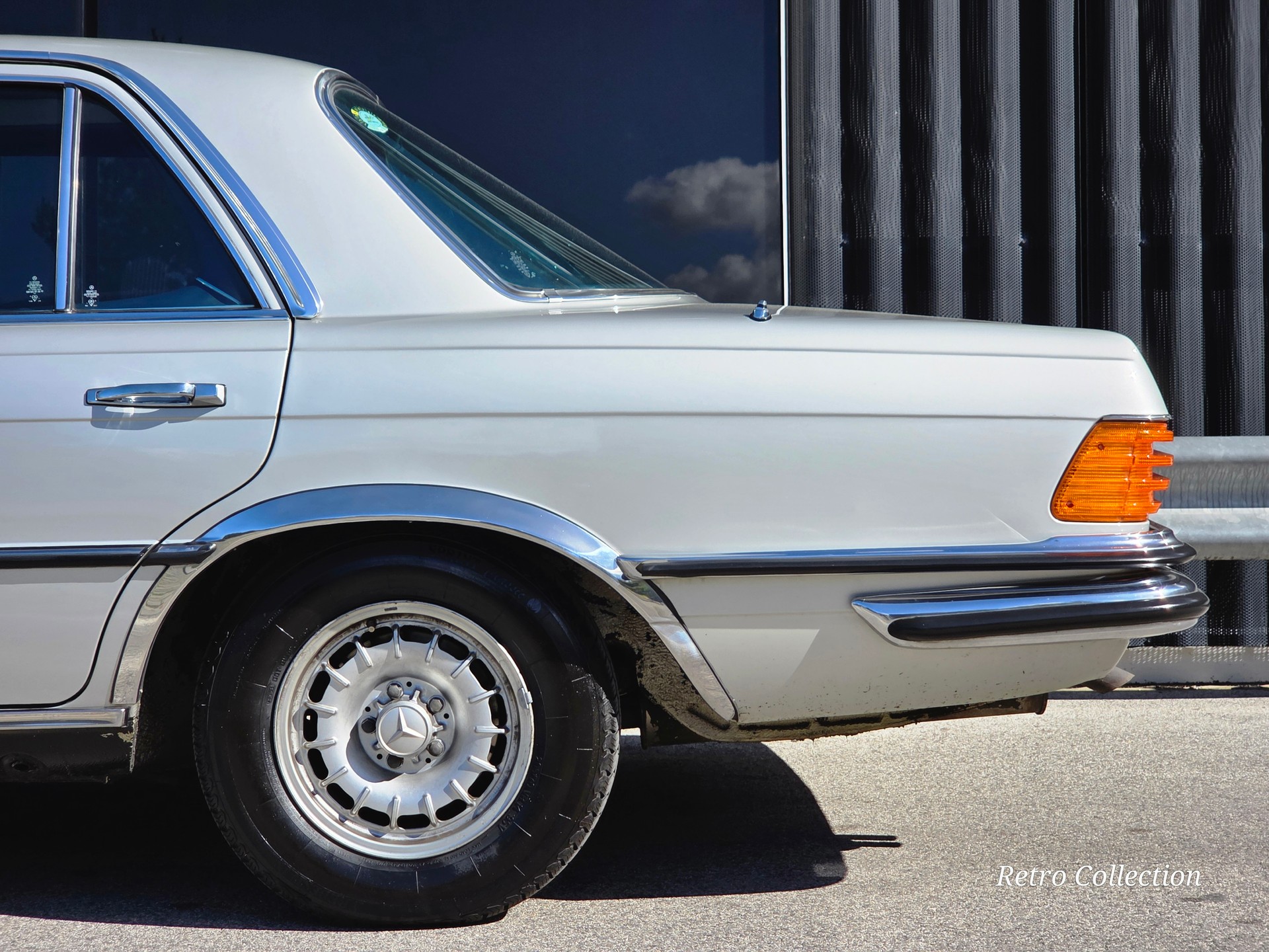 MERCEDES-BENZ 450 SEL 6.9 W116 - voiture CH - superbe état d'origine - 2 propriétaires - expertise vétéran du jour-image-6