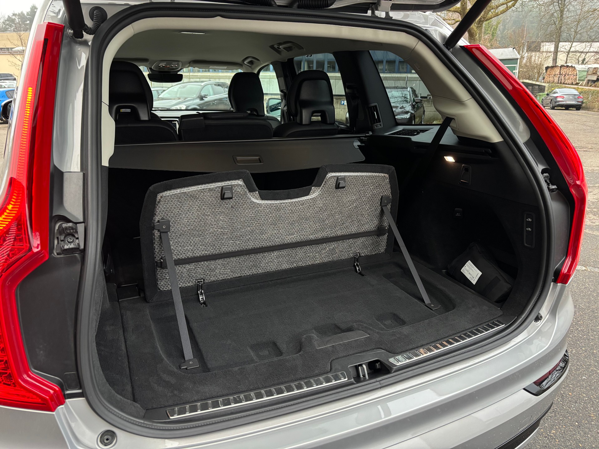 VOLVO XC90 2.0 T8 TE Plus Dark 7P. eAWD-image-10