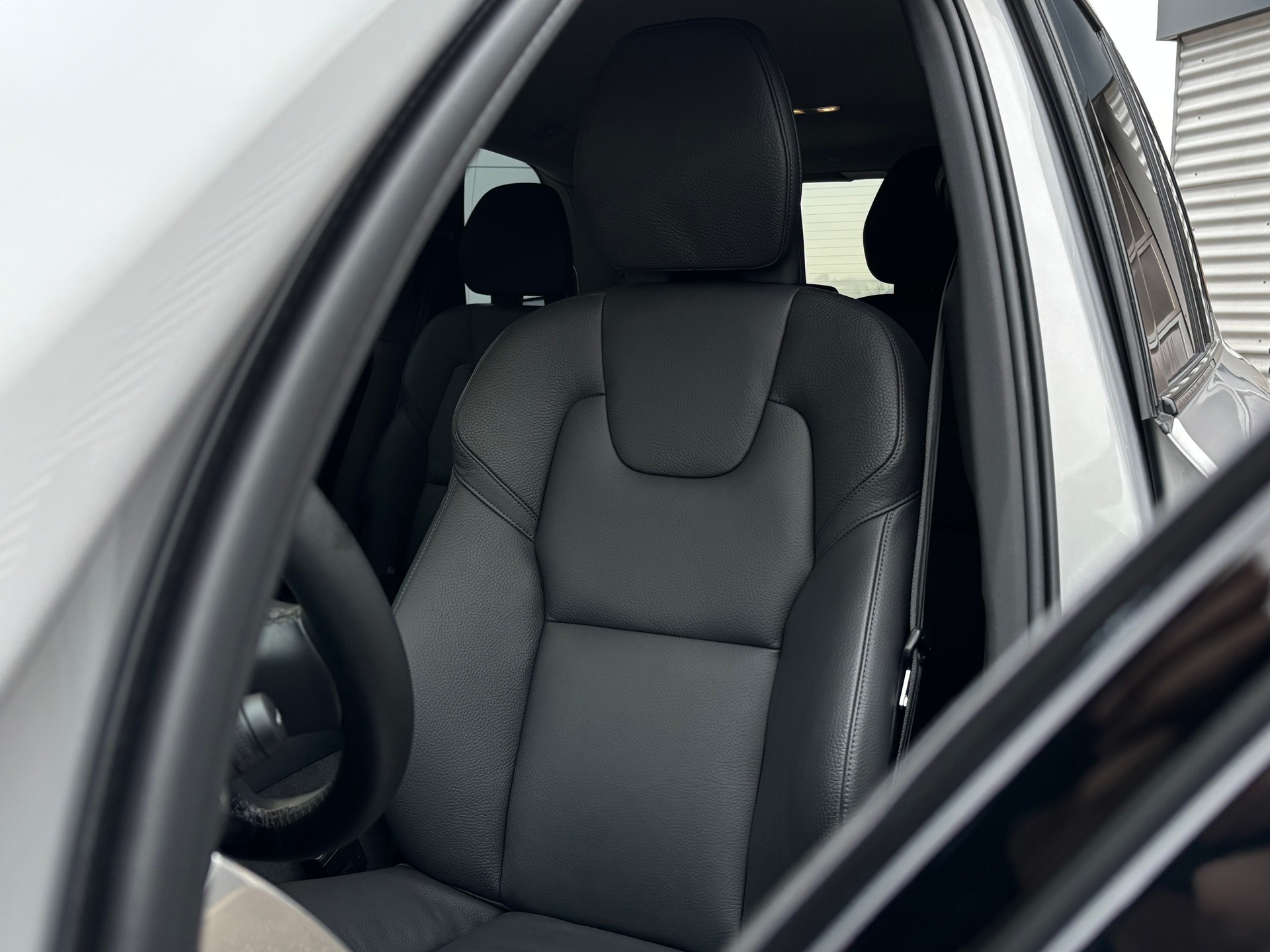 VOLVO XC90 2.0 T8 TE Plus Dark 7P. eAWD-showroom-element-3