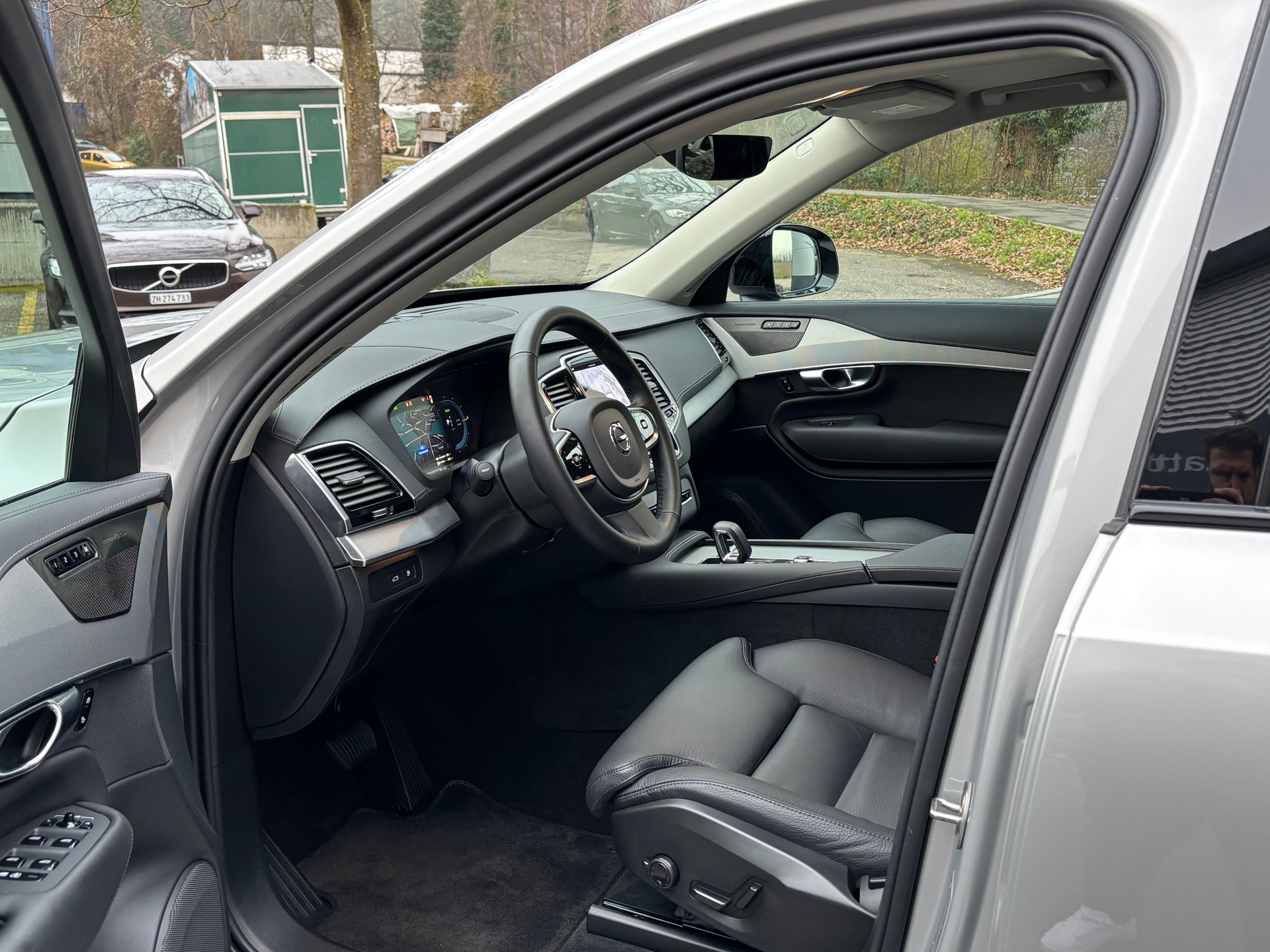 VOLVO XC90 2.0 T8 TE Plus Dark 7P. eAWD-showroom-element-2