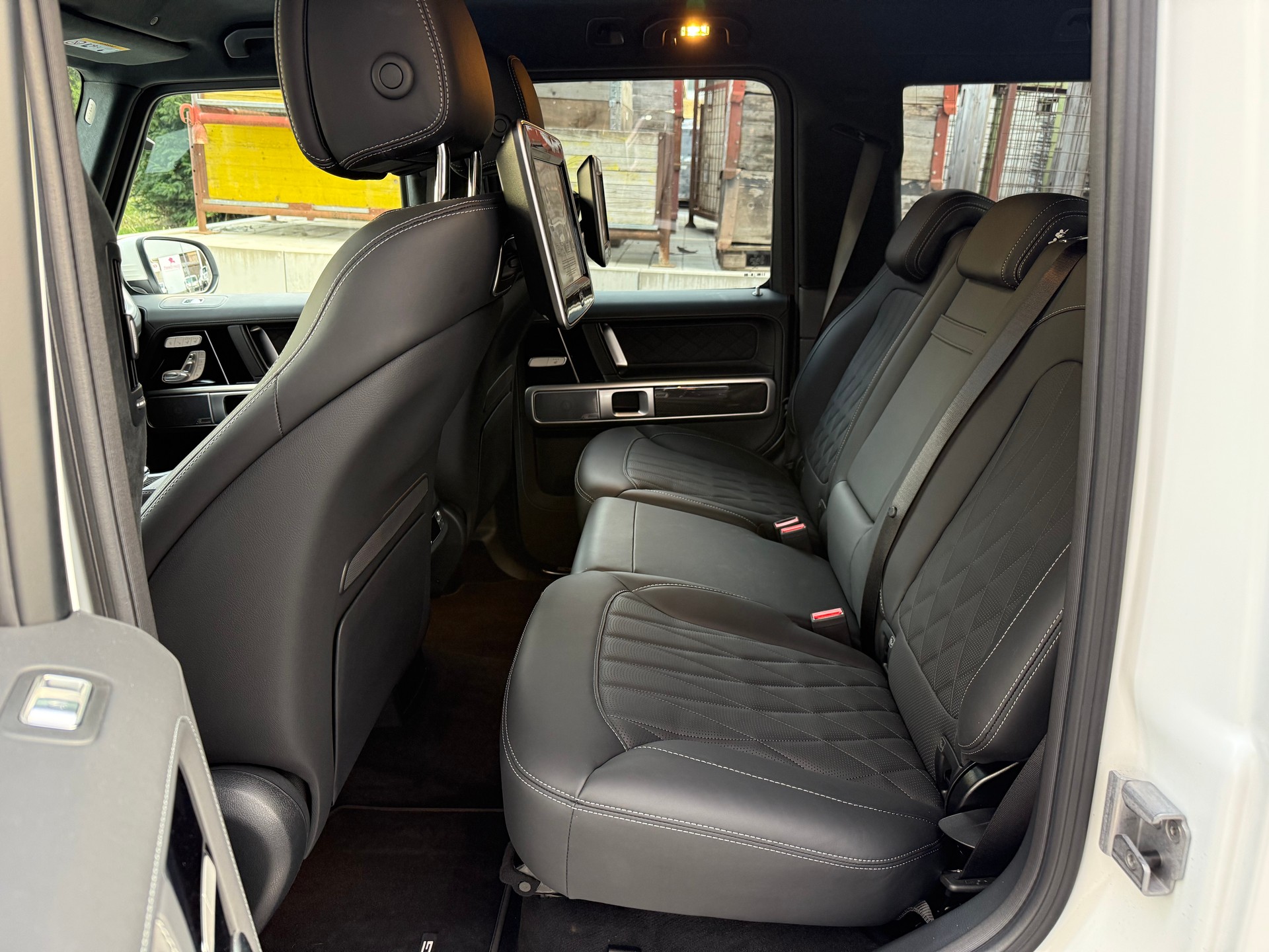 MERCEDES-BENZ G 63 AMG Speedshift Plus G-Tronic - Manufaktur Opalithweiss Magno-image-12