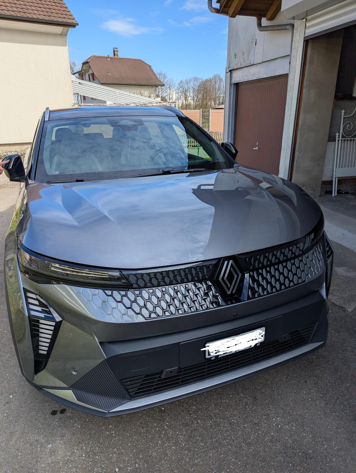 RENAULT Scénic E-Tech Long Range Iconic-showroom-element-2