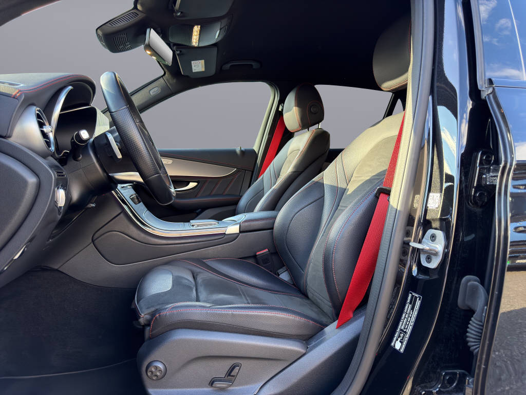 MERCEDES-BENZ GLC 200 AMG Line 4m-image-7