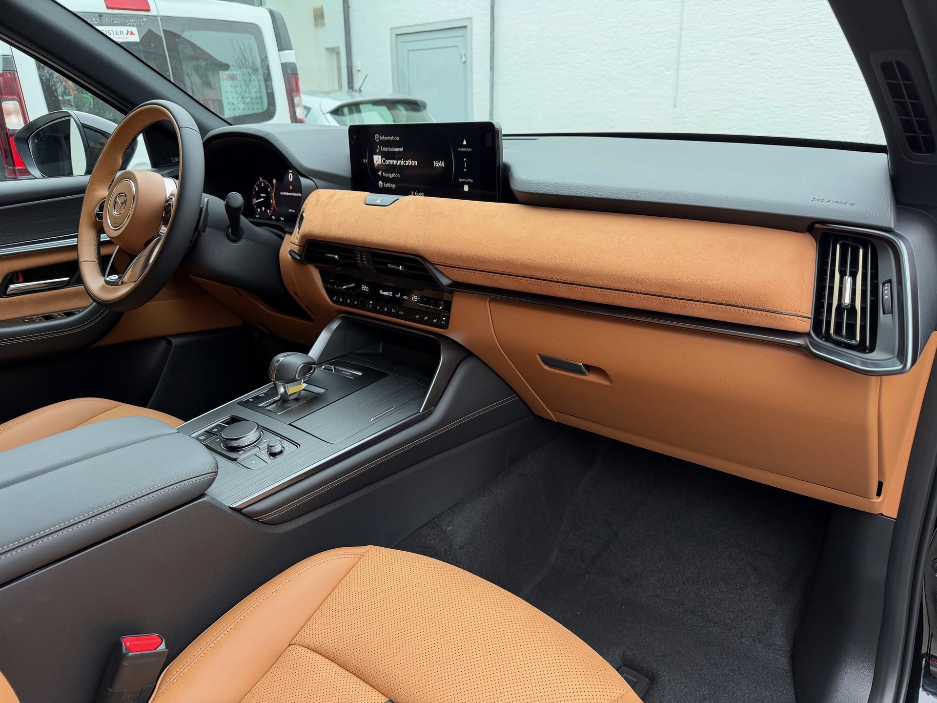 MAZDA CX-60 3.3L e-Skyactiv D 254 MHEV AWD Homura Plus-image-5