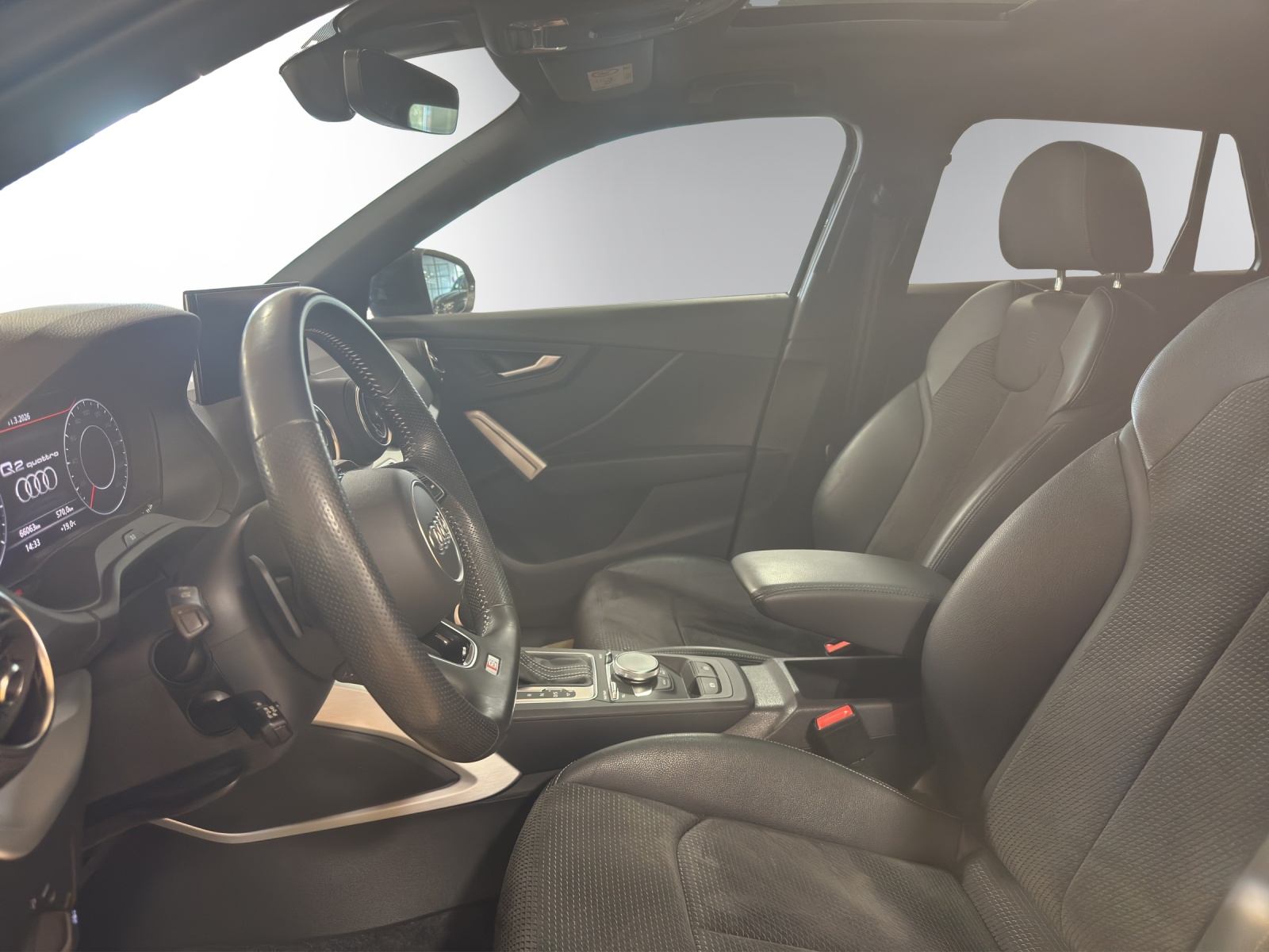 AUDI Q2 40 TFSI Sport quattro S-tronic-image-6