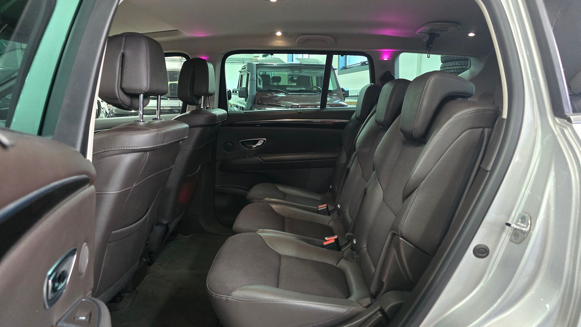 RENAULT Espace 1.6 dCi Intens-image-21