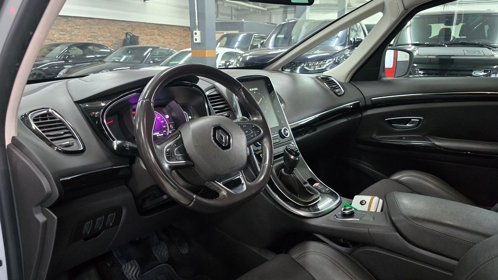 RENAULT Espace 1.6 dCi Intens-image-18