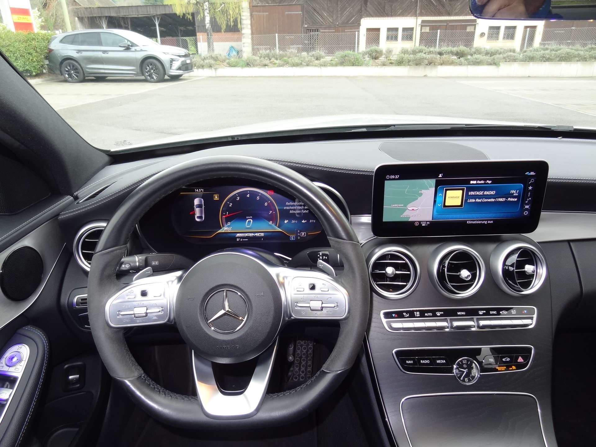 MERCEDES-BENZ C 220 d AMG Line * Night Edition * 9G-Tronic-image-13