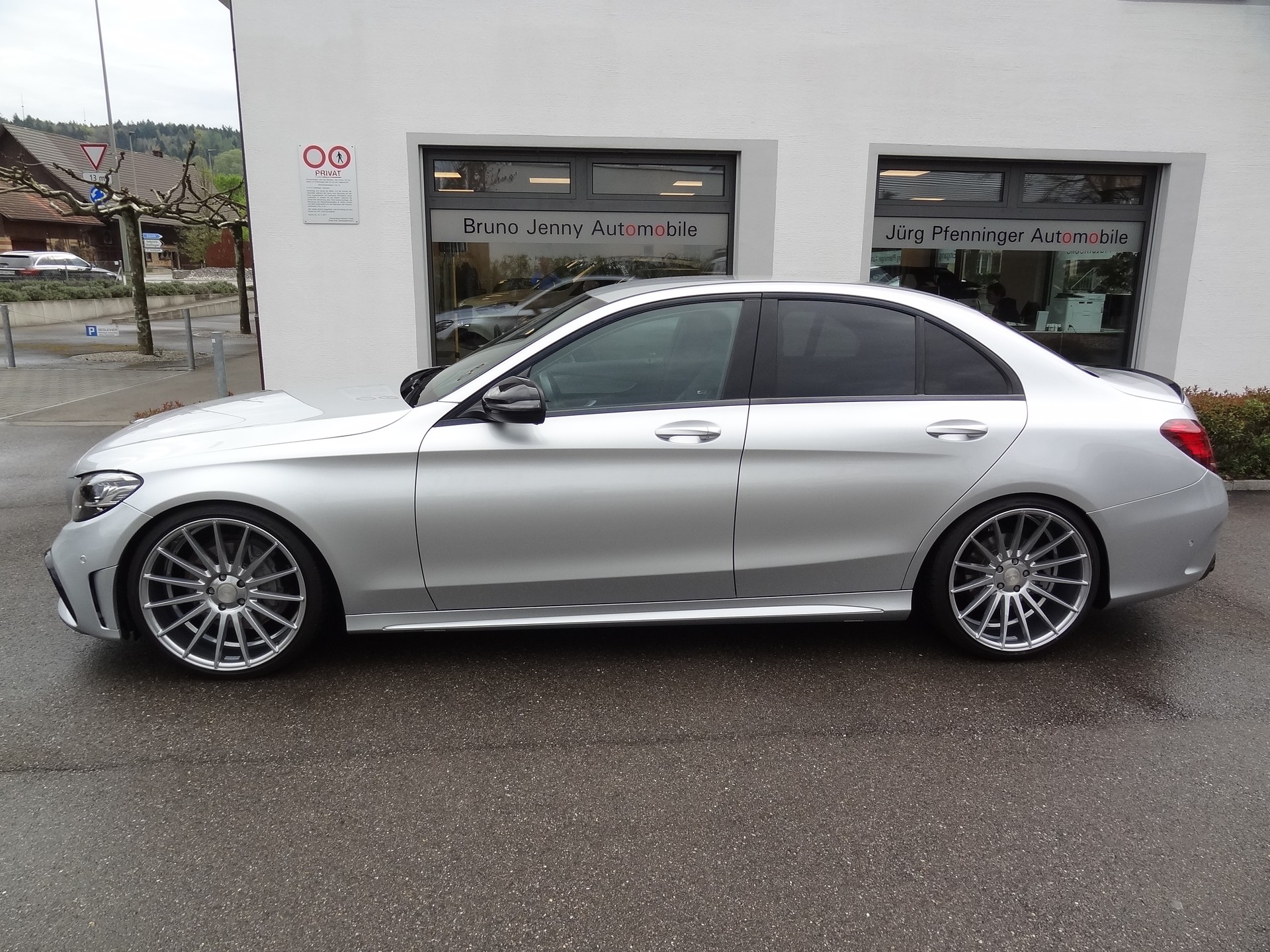 MERCEDES-BENZ C 220 d AMG Line * Night Edition * 9G-Tronic-showroom-element-1
