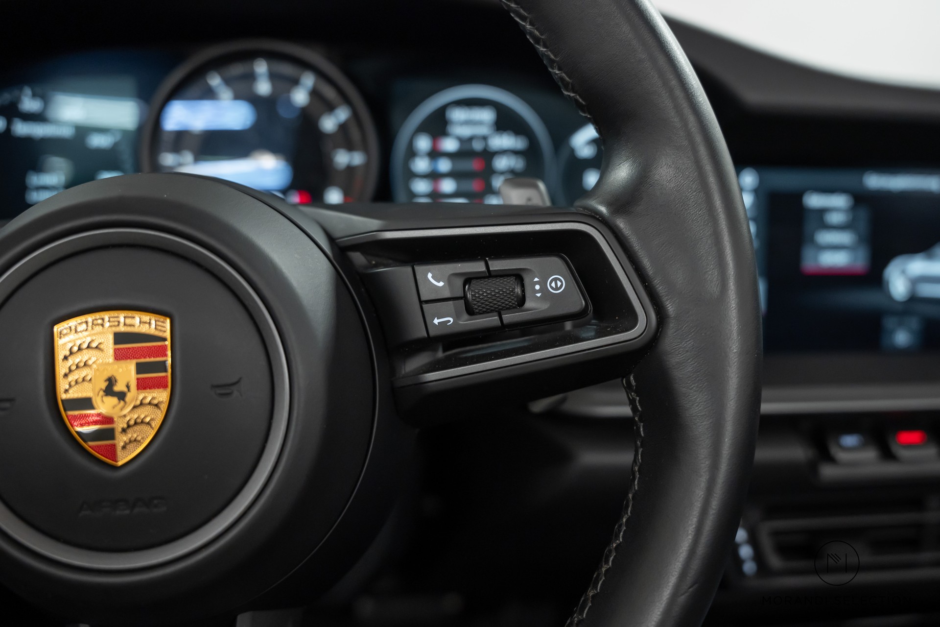 PORSCHE 911 Cabriolet 3.0 Carrera S PDK-image-24