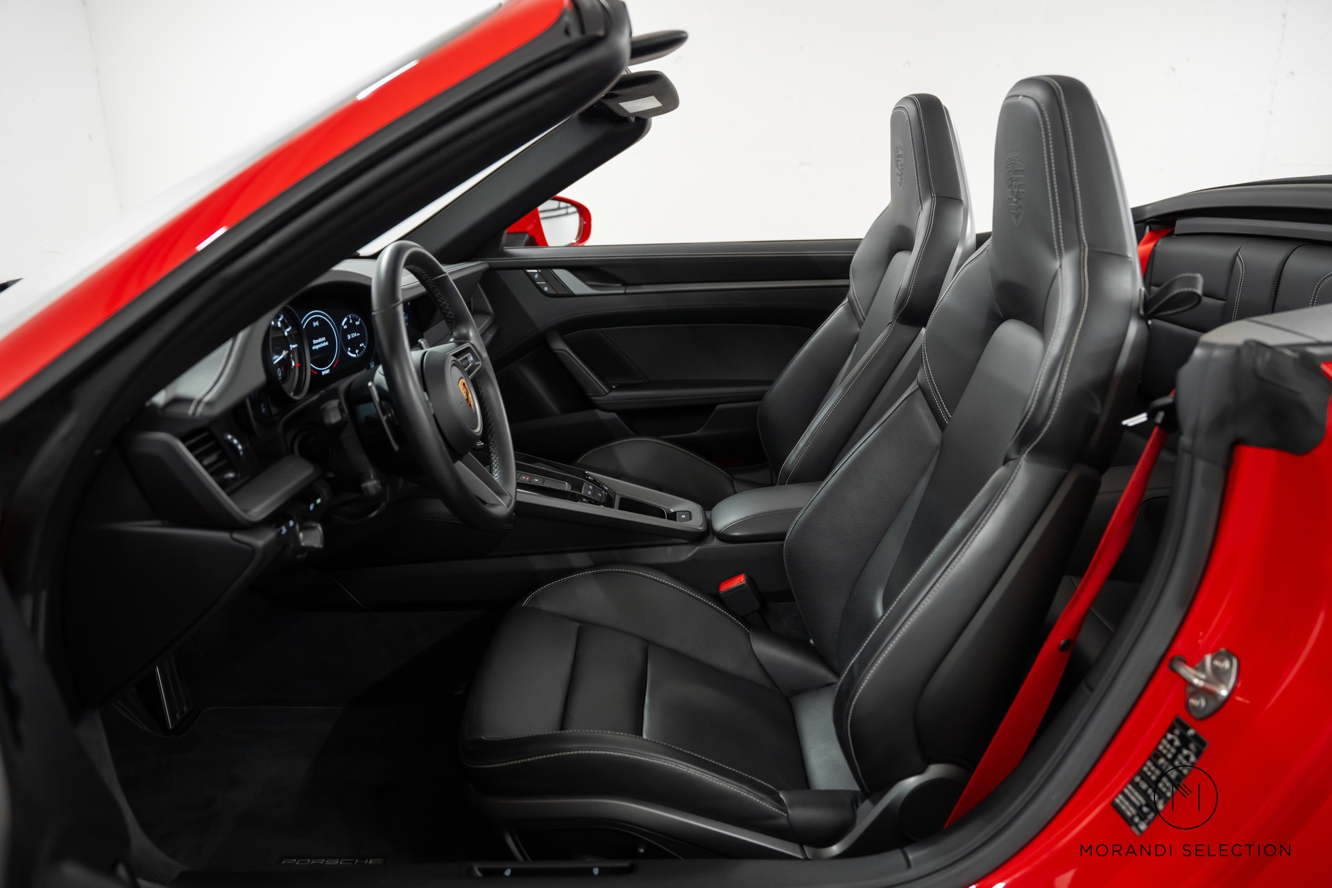 PORSCHE 911 Cabriolet 3.0 Carrera S PDK-image-13