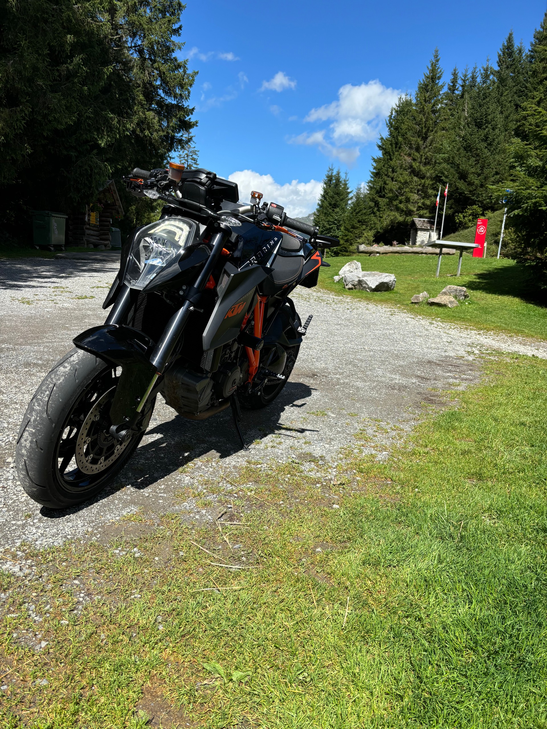 KTM 1290 Super Duke R-image-4
