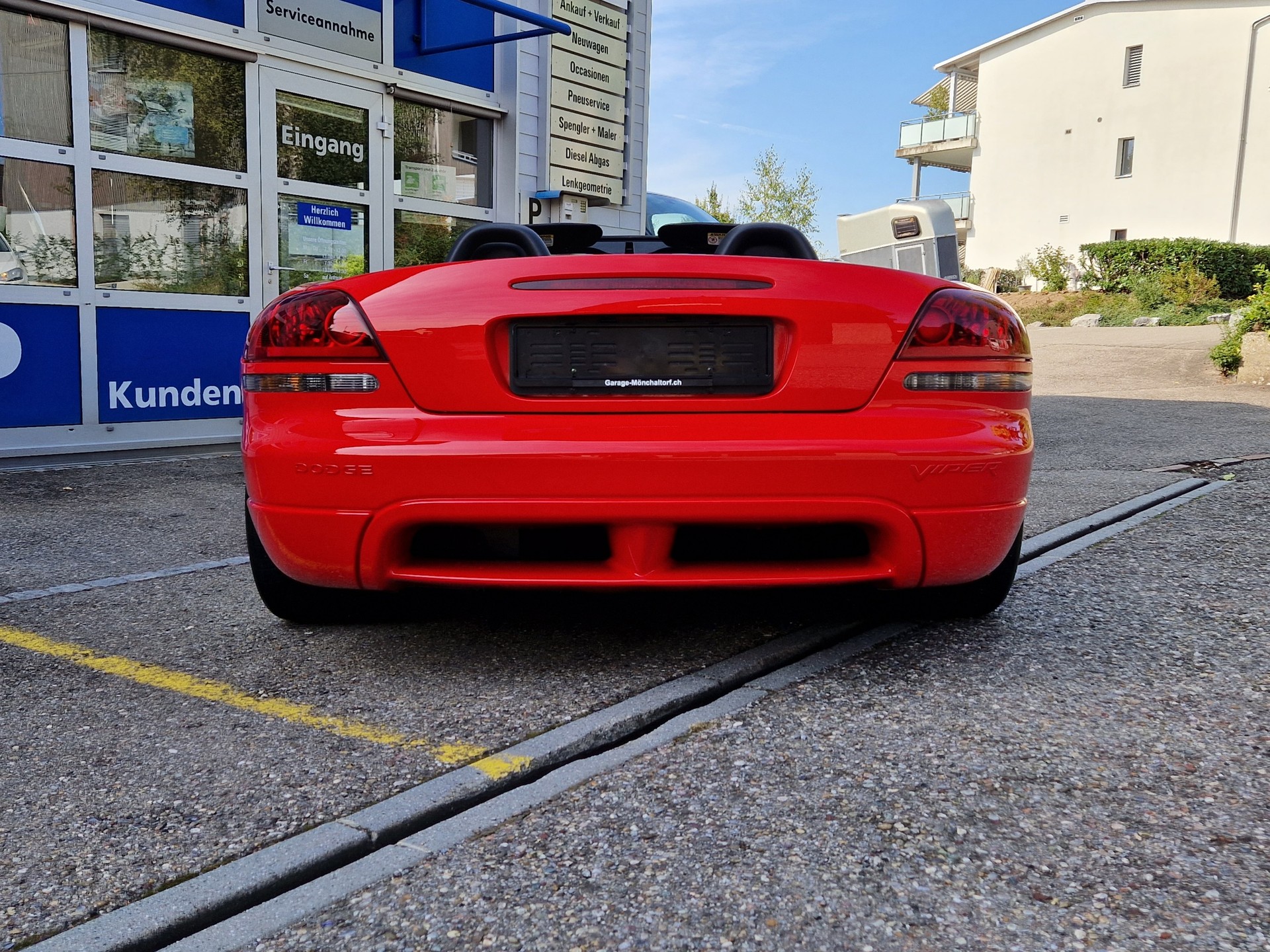 DODGE Viper SRT-10-image-11