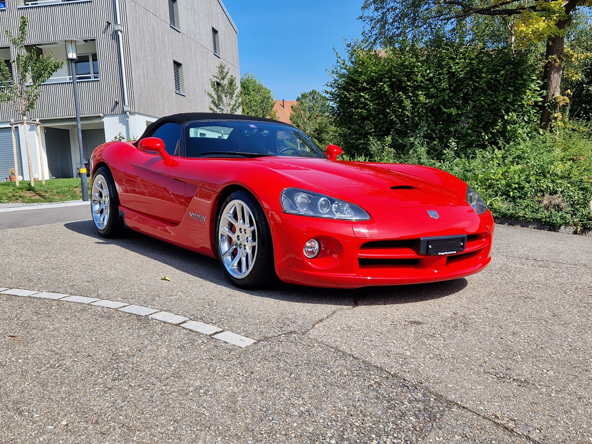 DODGE Viper SRT-10