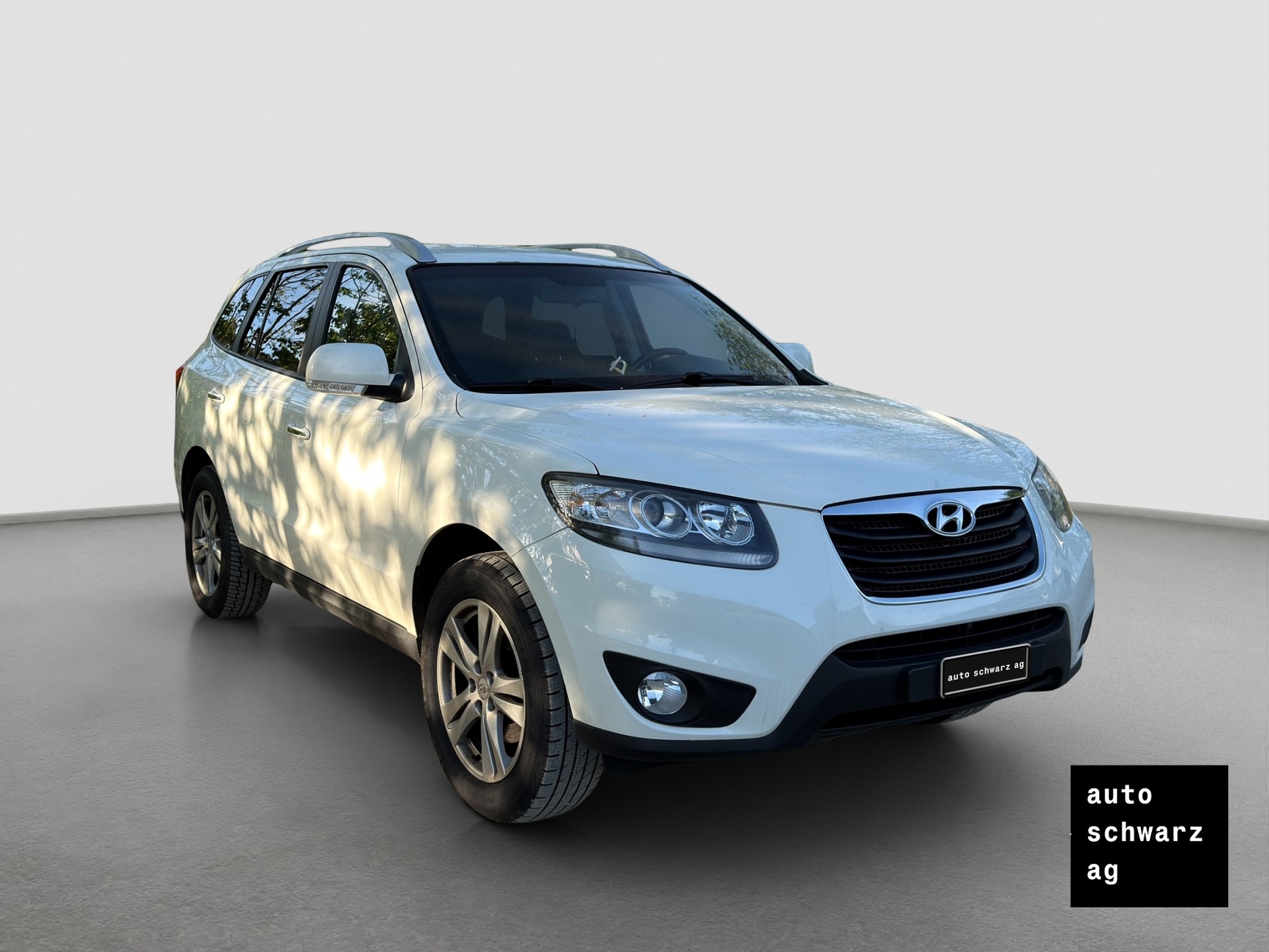 HYUNDAI Santa Fe 2.2 CRDI Swiss Plus Edition 4WD Automatic-showroom-element-2