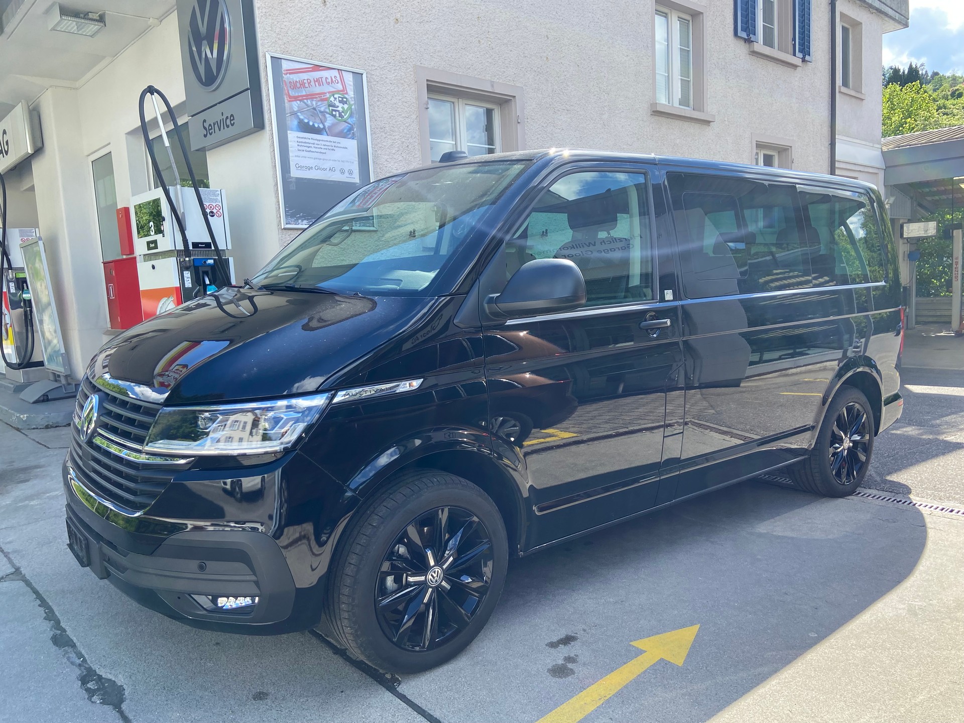 VW T6.1 Multivan 2.0 TDI Trendline Liberty DSG-showroom-element-1