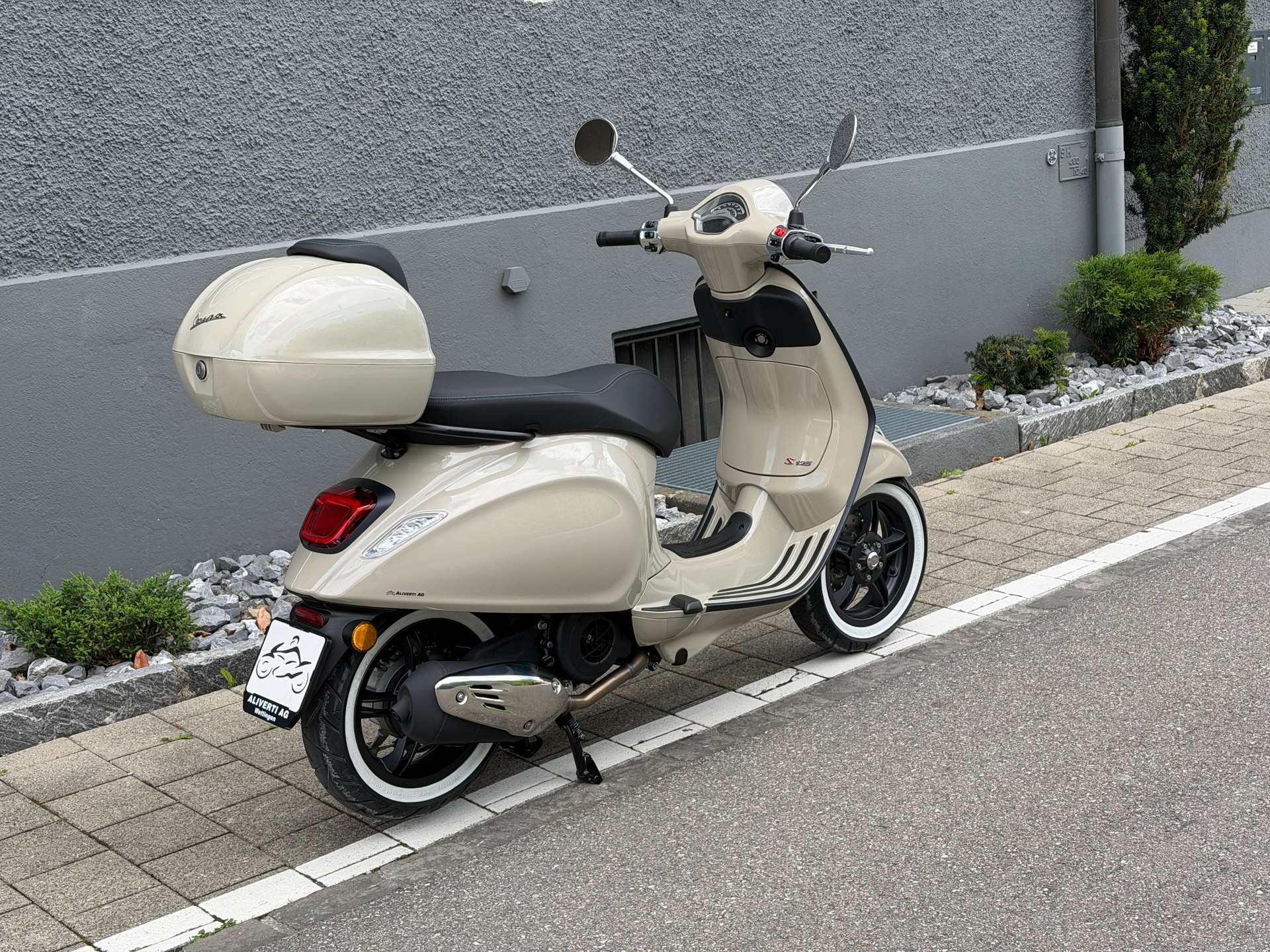 PIAGGIO Vespa 125 Primavera Euro 5+-image-15