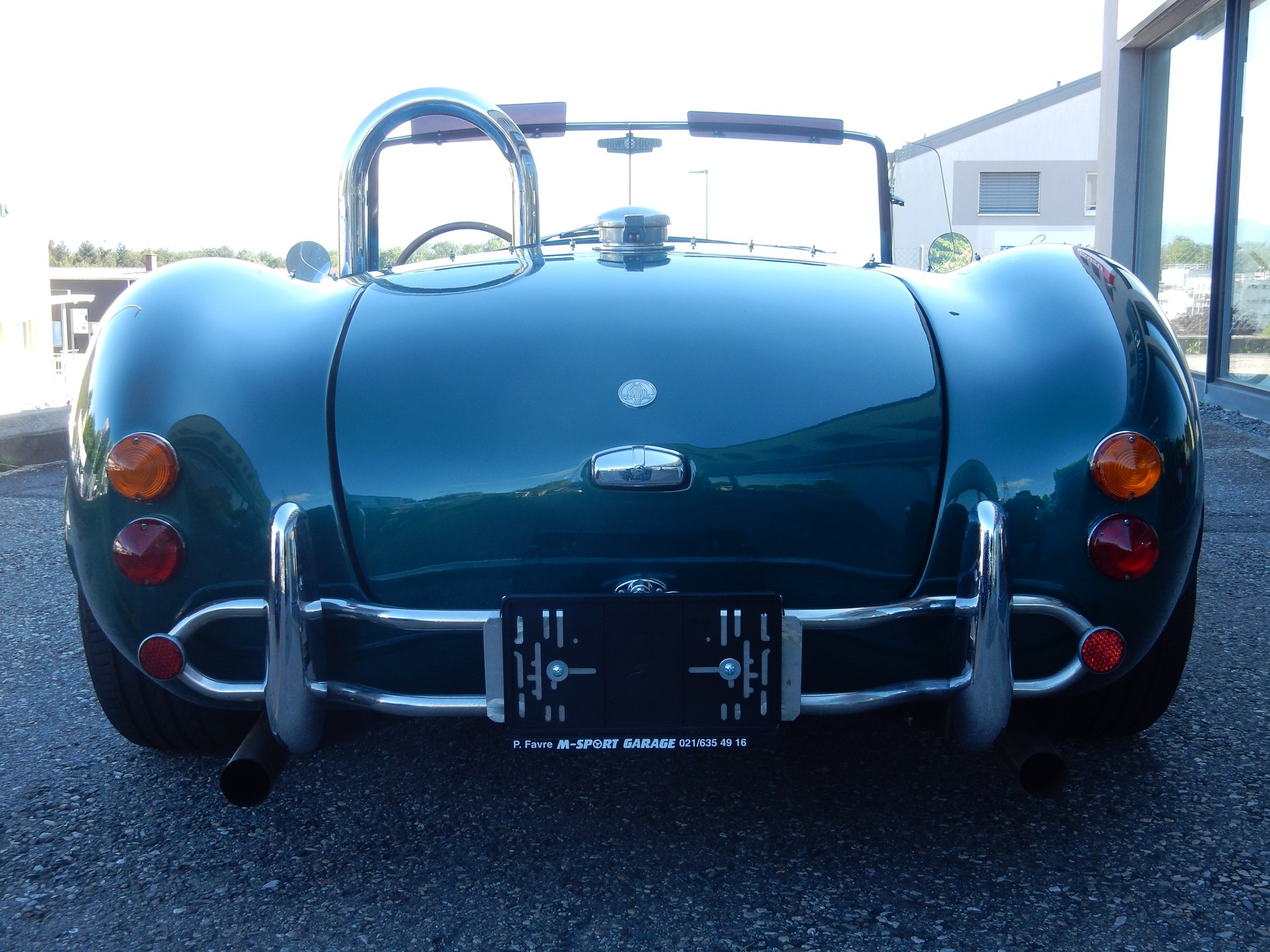 HS COBRA Réplica V8 427-showroom-element-3