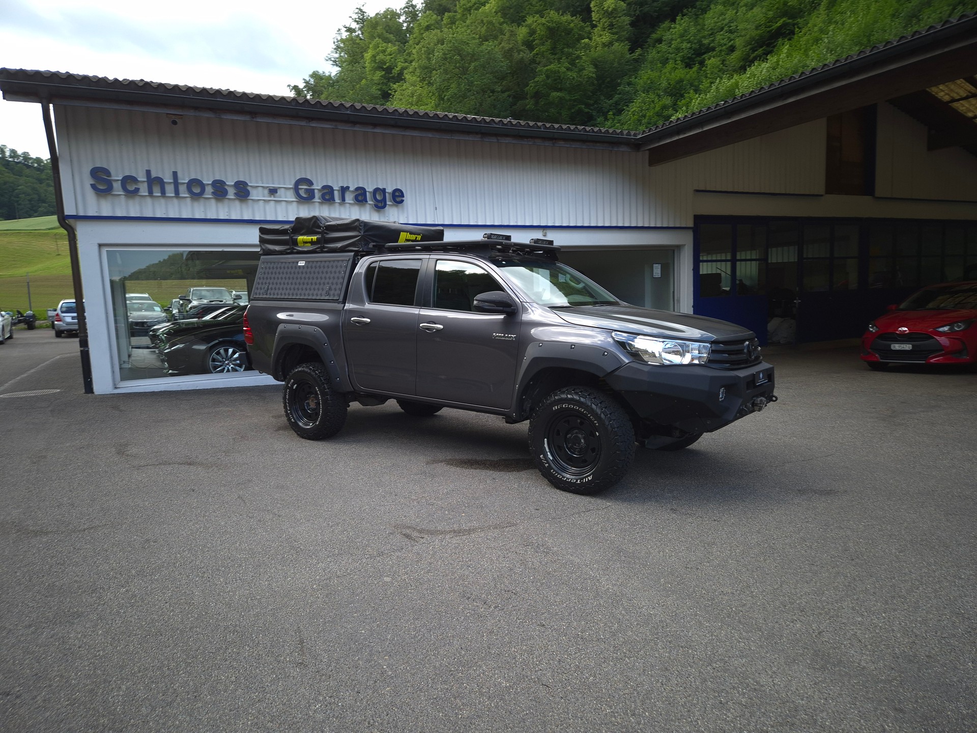 TOYOTA Hilux 2.4D-4D Style DoubleCab 4x4 A