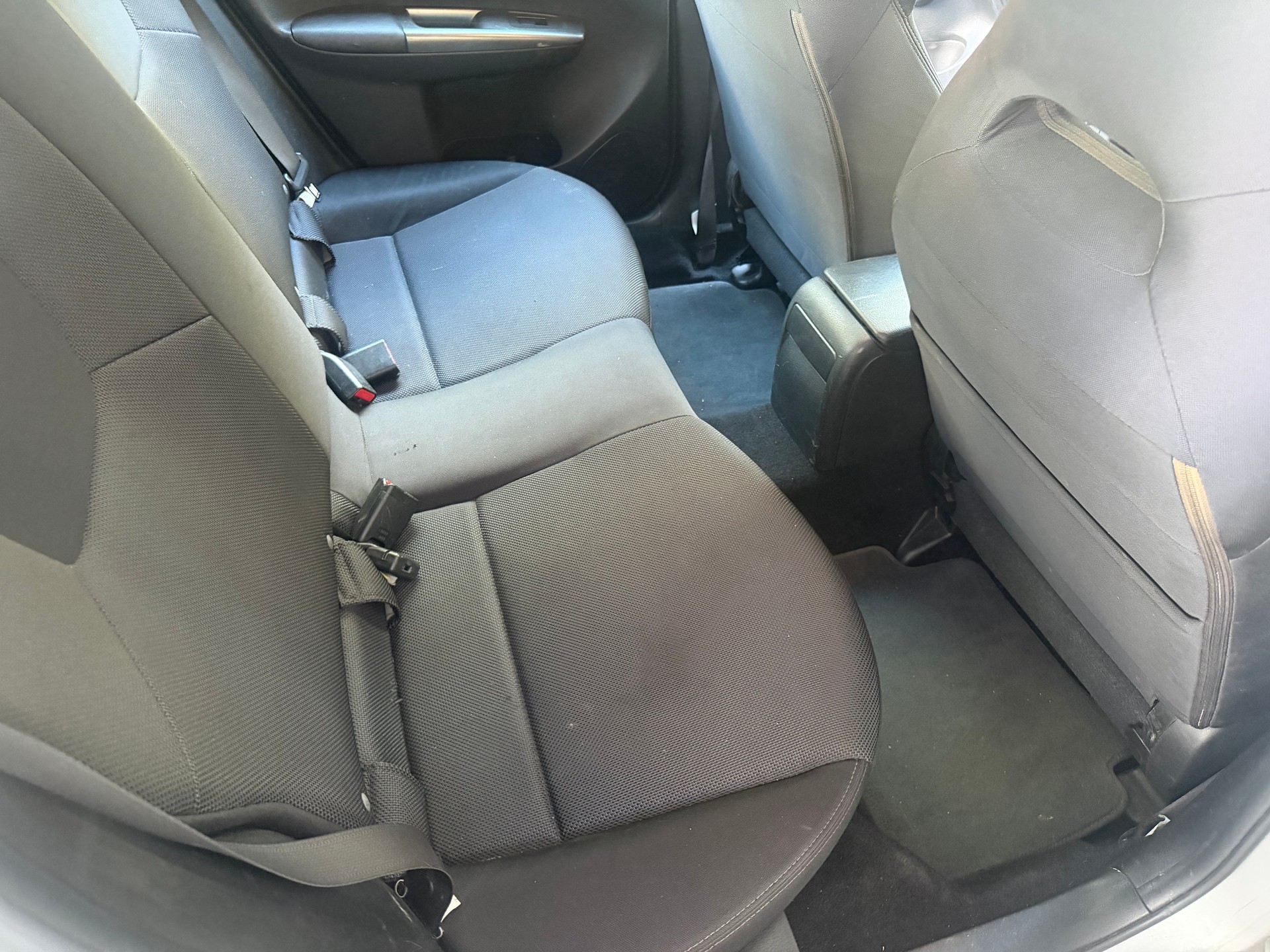 SUBARU Impreza 2.0D Comfort-image-8