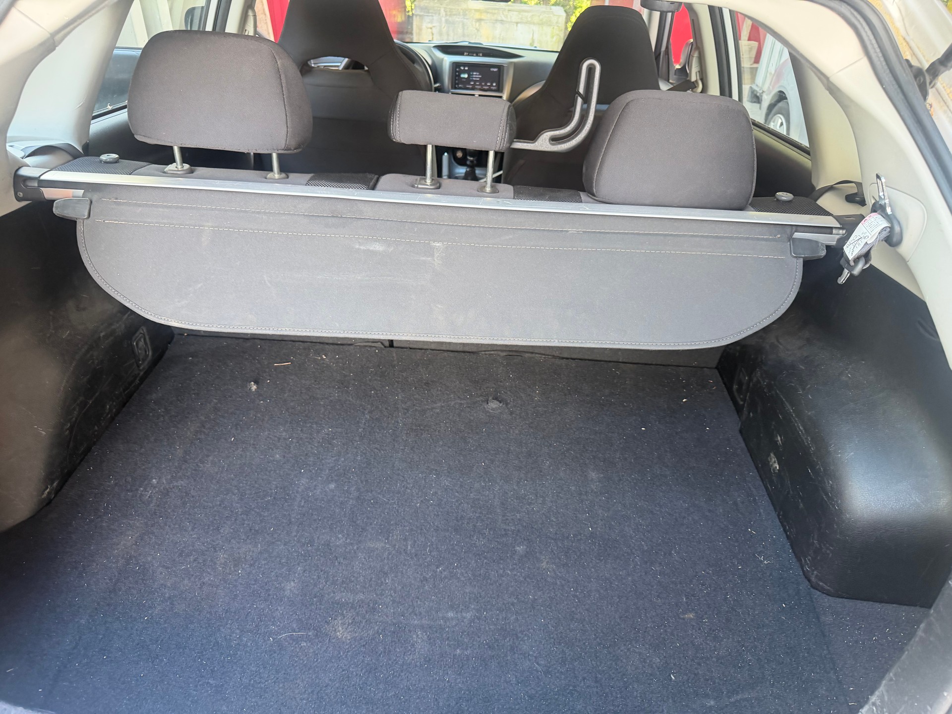 SUBARU Impreza 2.0D Comfort-image-9