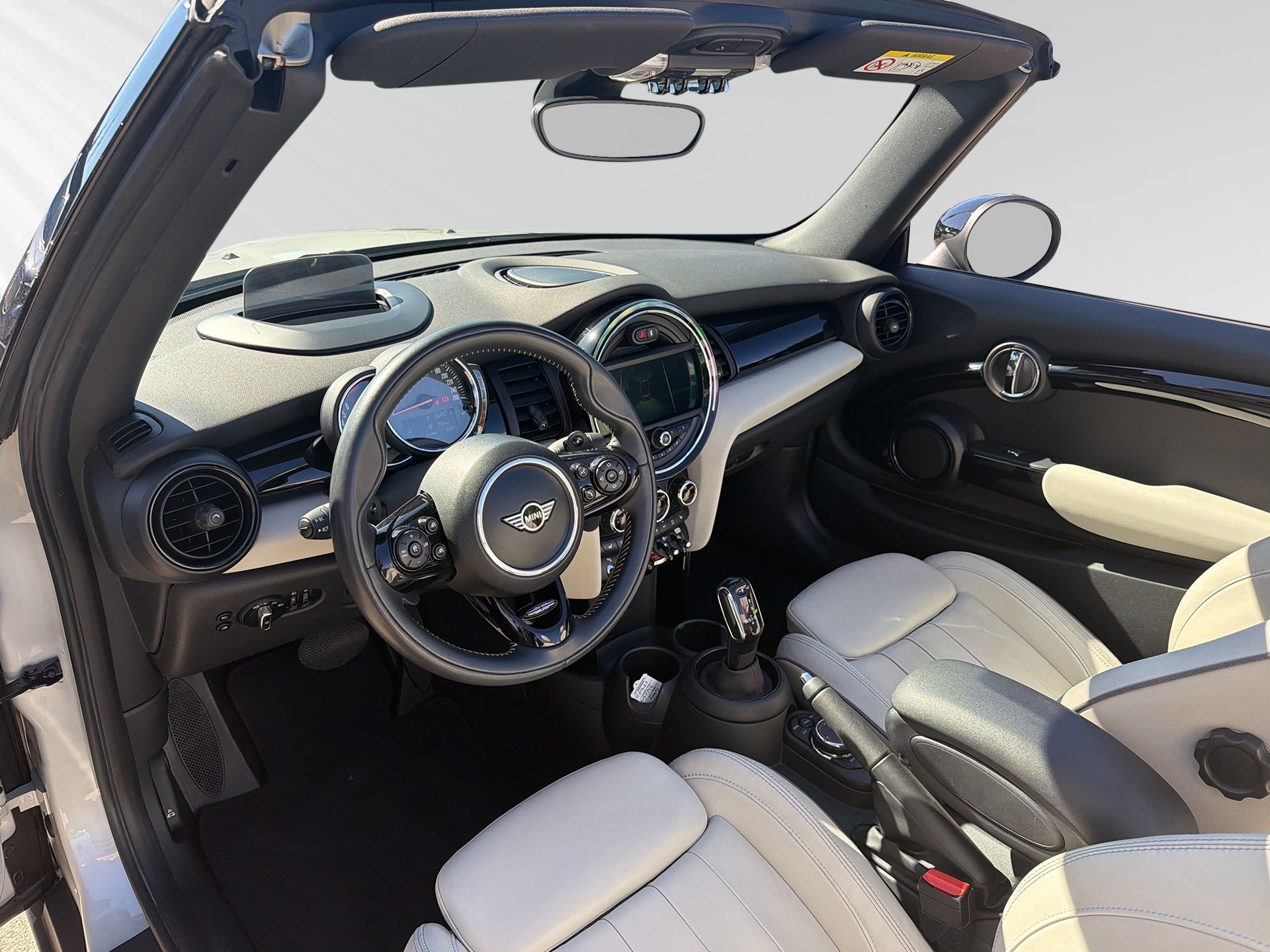 MINI Cooper S Cabriolet DKG-showroom-element-3