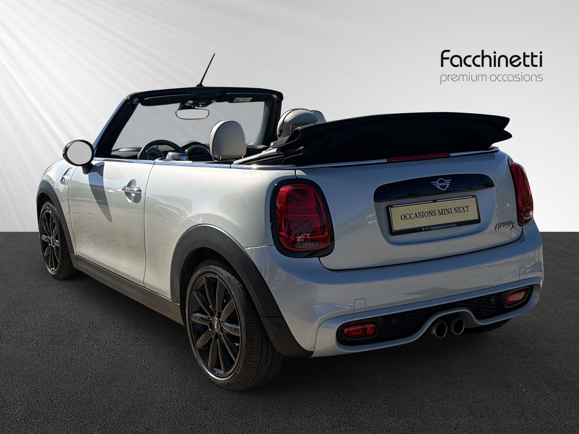MINI Cooper S Cabriolet DKG-showroom-element-2