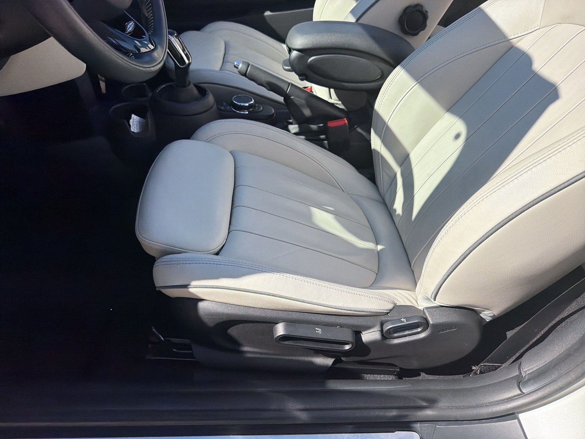 MINI Cooper S Cabriolet DKG-image-18