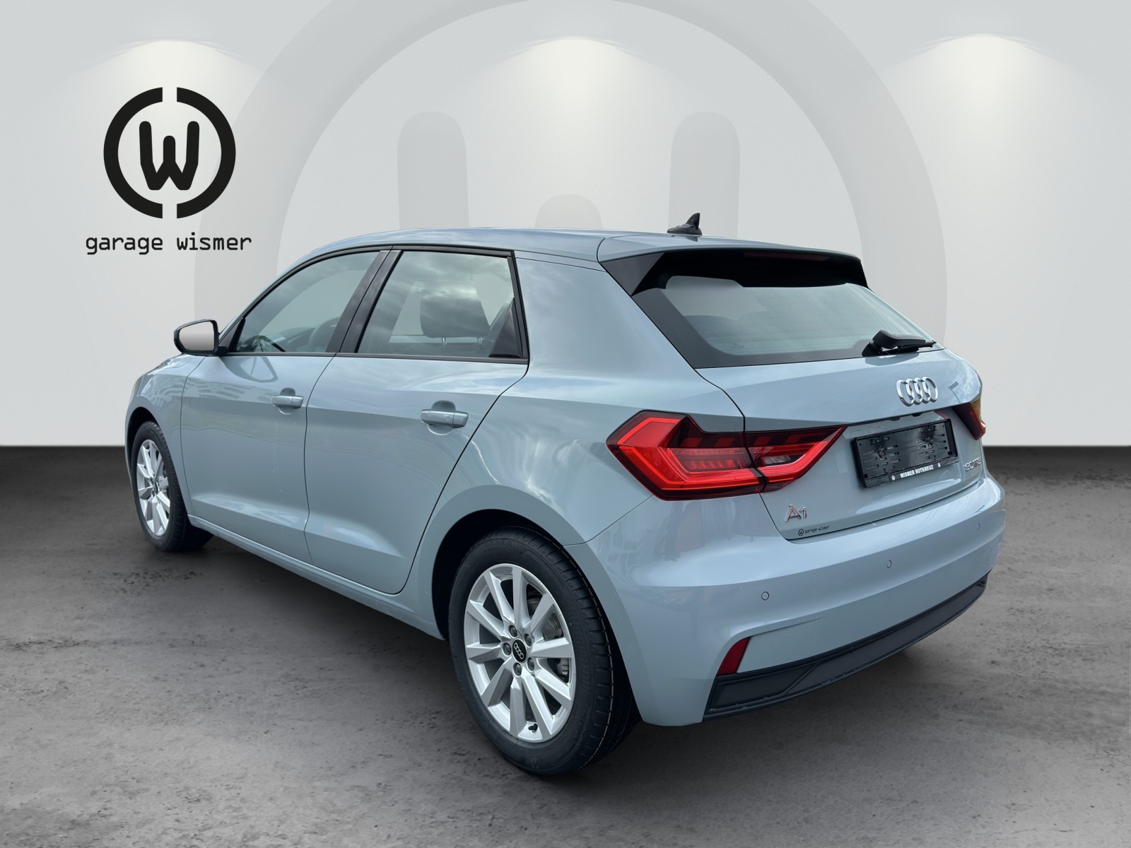 AUDI A1 Sportback 30 TFSI Attraction S-tronic-showroom-element-2