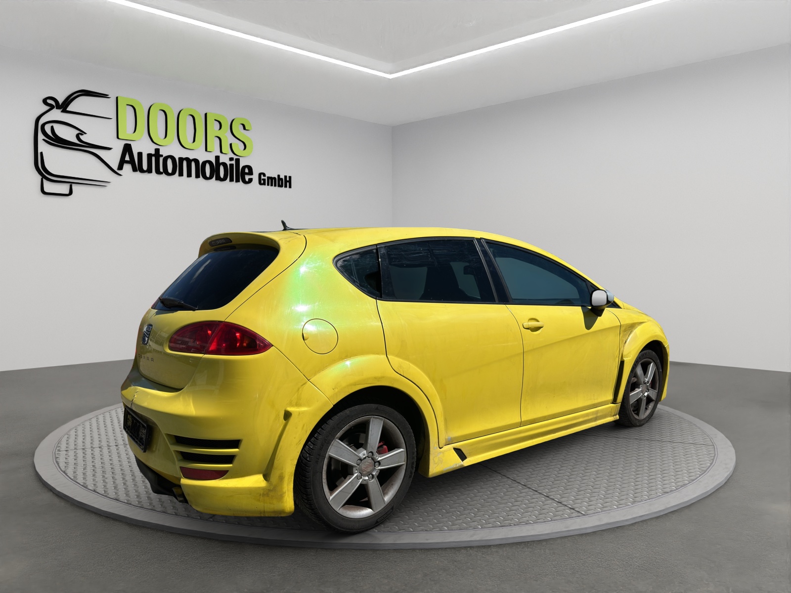 SEAT Leon 2.0 TSI Cupra-image-4