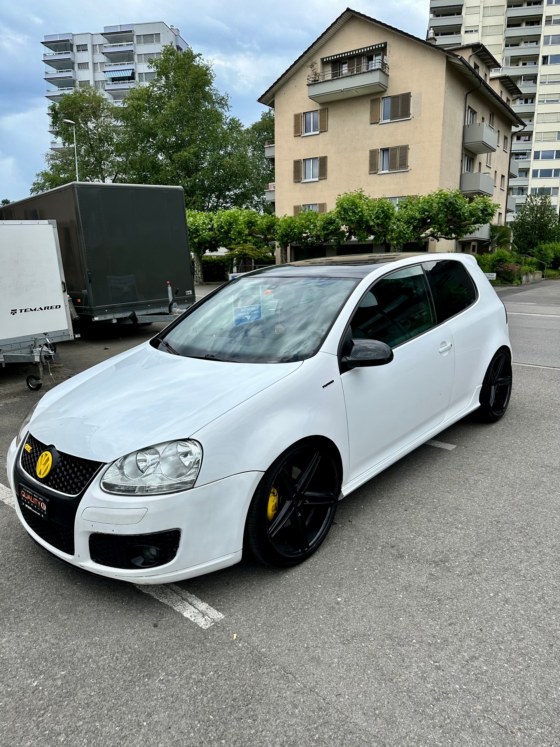 VW Golf 2.0 TFSI GTI-image-1