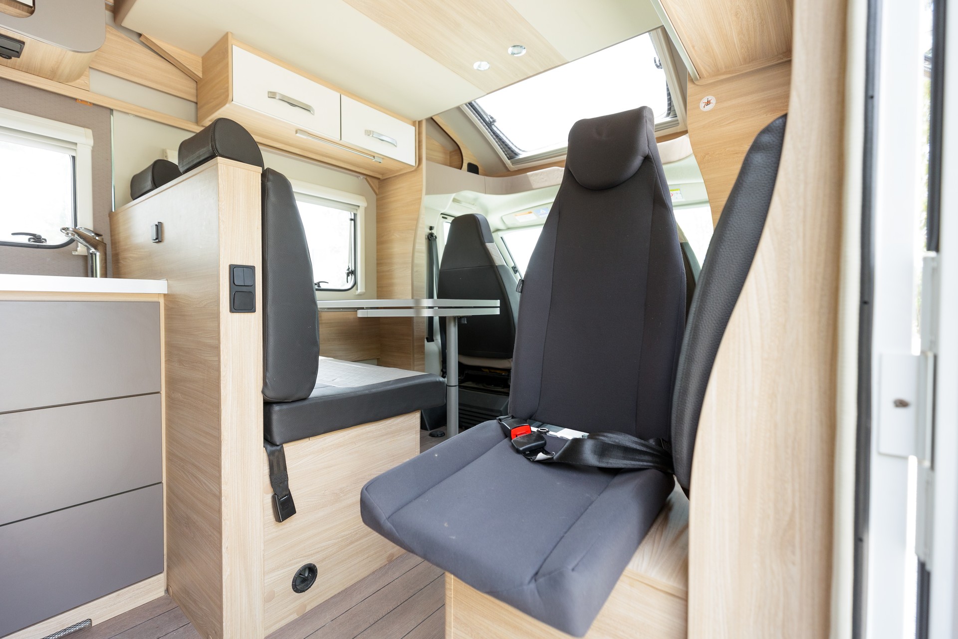 FIAT 2020 Fiat Ducato Weinsberg Carasuite | Voll ausgestattet | 5 Schlafplätze-image-11